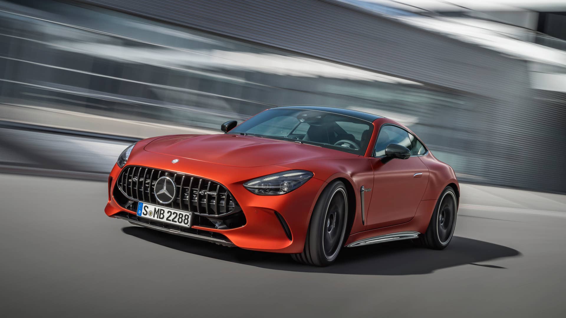 Mercedes-AMG GT 63 S E PERFORMANCE / Exterieur MANUFAKTUR kupferorange magno / AMG Night Paket II /  AMG Performance Sitze / Interieur MANUFAKTUR Zierelemente kupferorange magno ;Energieverbrauch gewichtet kombiniert: 12,6 kWh/100 km plus 8,2  l/100 km | Kraftstoffverbrauch kombiniert bei entladener Batterie: 12,3 l/100 km | CO2-Emissionen gewichtet kombiniert: 188 g/km | CO₂-Klasse gewichtet kombiniert: G | CO₂-Klasse bei entladener Batterie: G Mercedes-AMG GT 63 S E PERFORMANCE / exterieur MANUFAKTUR copper orange magno / AMG Night Package II / AMG Performance seats / interieur MANUFAKTUR elements copper orange magno;Weighted combined energy consumption: 12.6 kWh/100 km plus 8.2 l/100 km | combined fuel consumption with discharged battery: 12.3 l/100 km | weighted combined CO2 emissions: 188 g /km | CO₂ class weighted combined: G | CO₂ class with a discharged battery: G