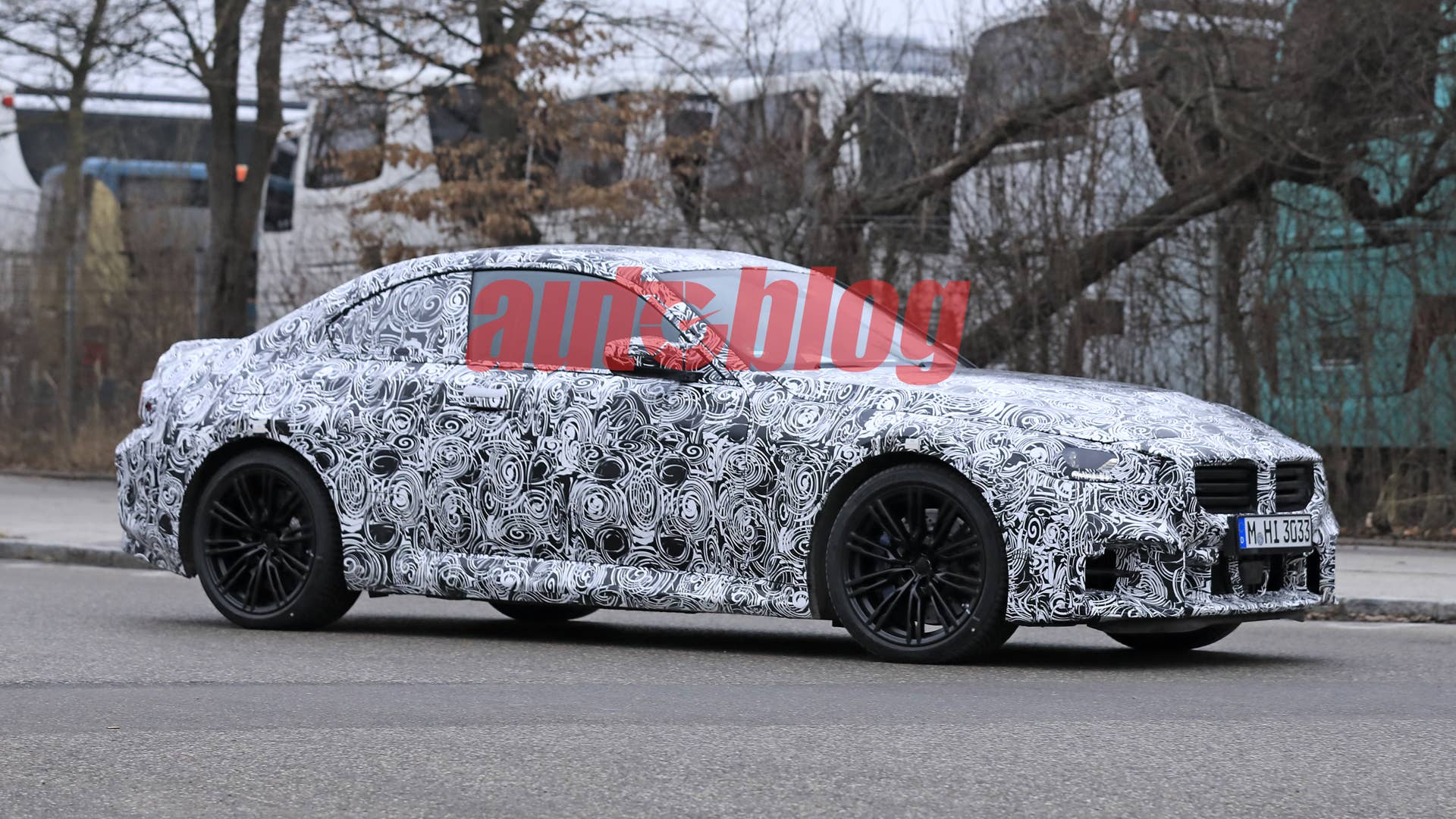 Spy shot of secretly tested future car