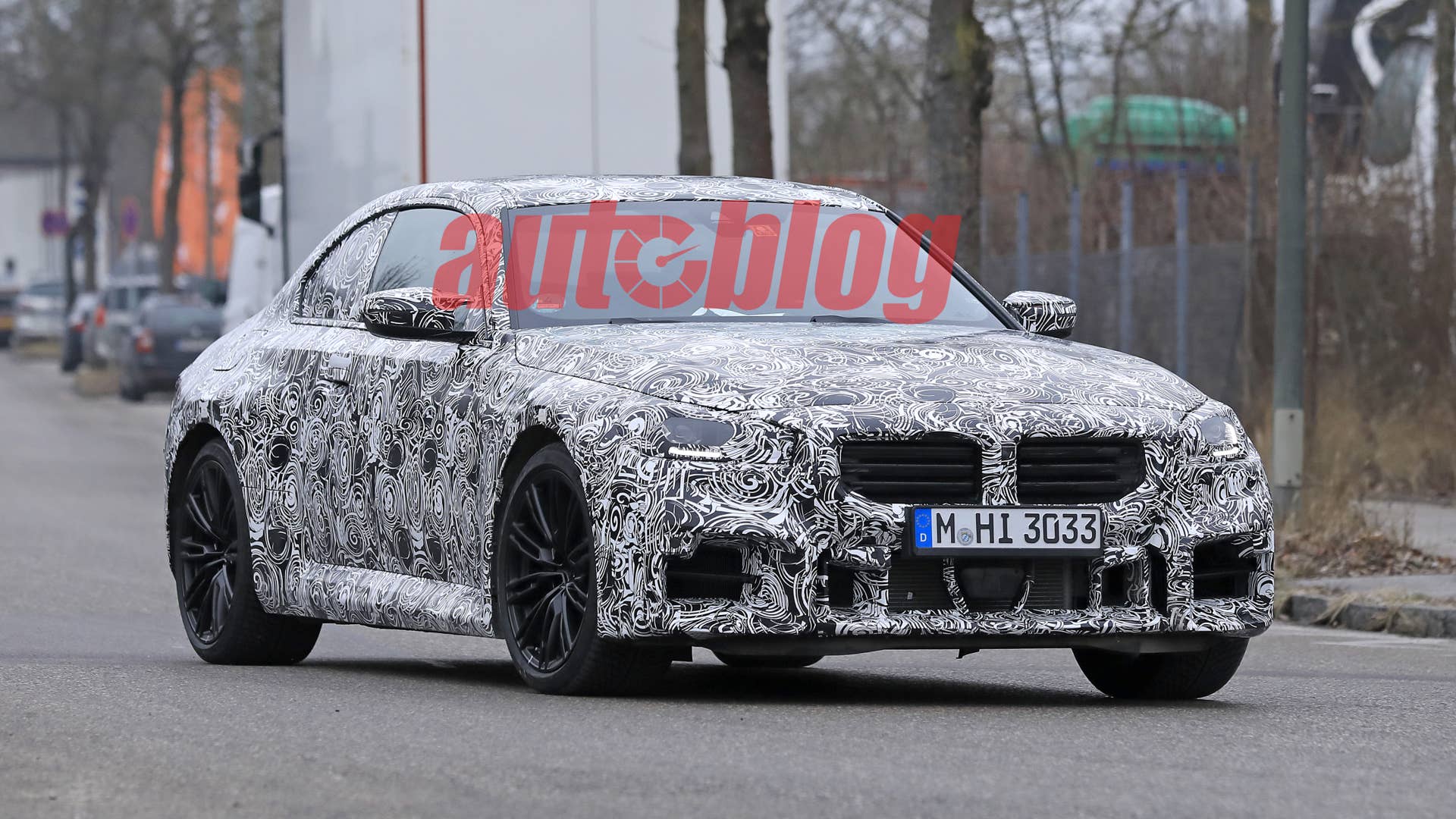 Spy shot of secretly tested future car