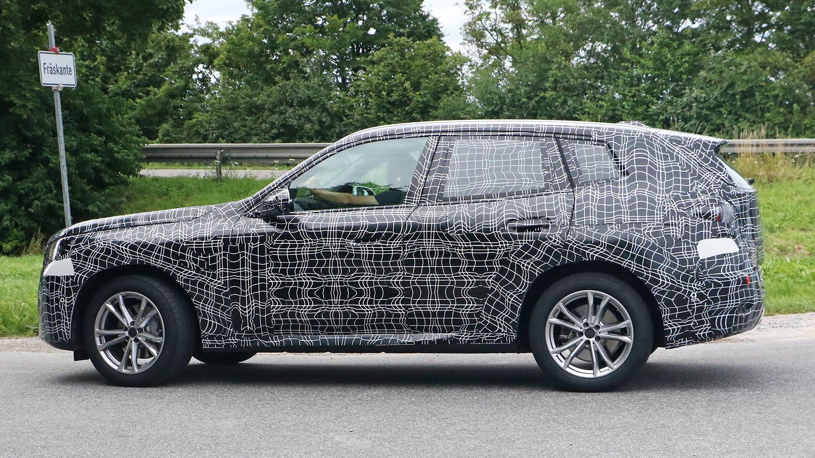 BMW X3 prototype