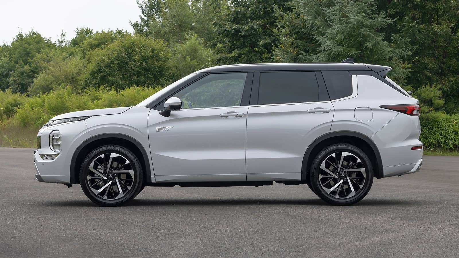 2023 Mitsubishi Outlander PHEV