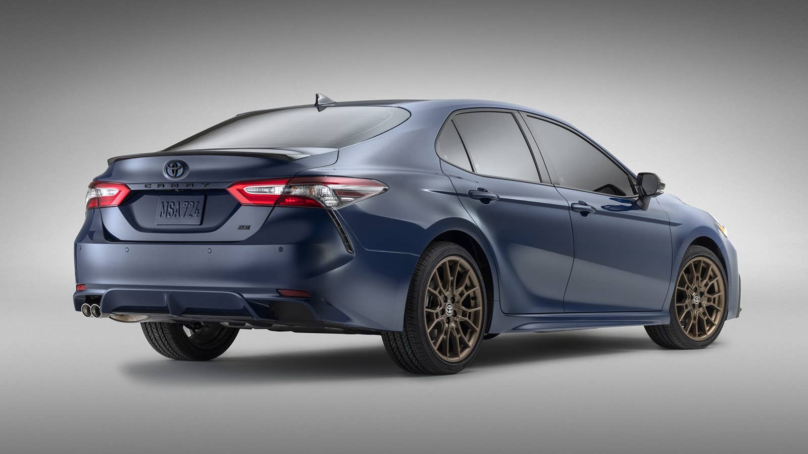 2023 Toyota Camry Hybrid SE NIghtshade Edition