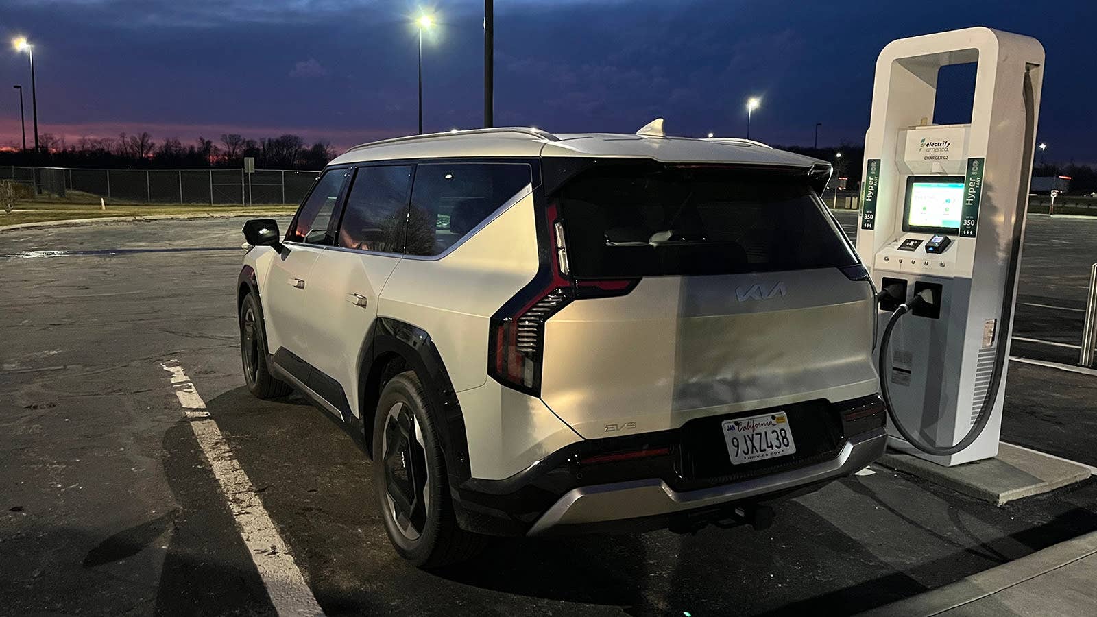 Kia EV9 at an Ohio Turnpike charger