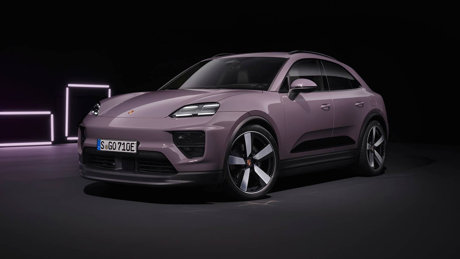 2024  Porsche Macan 4
