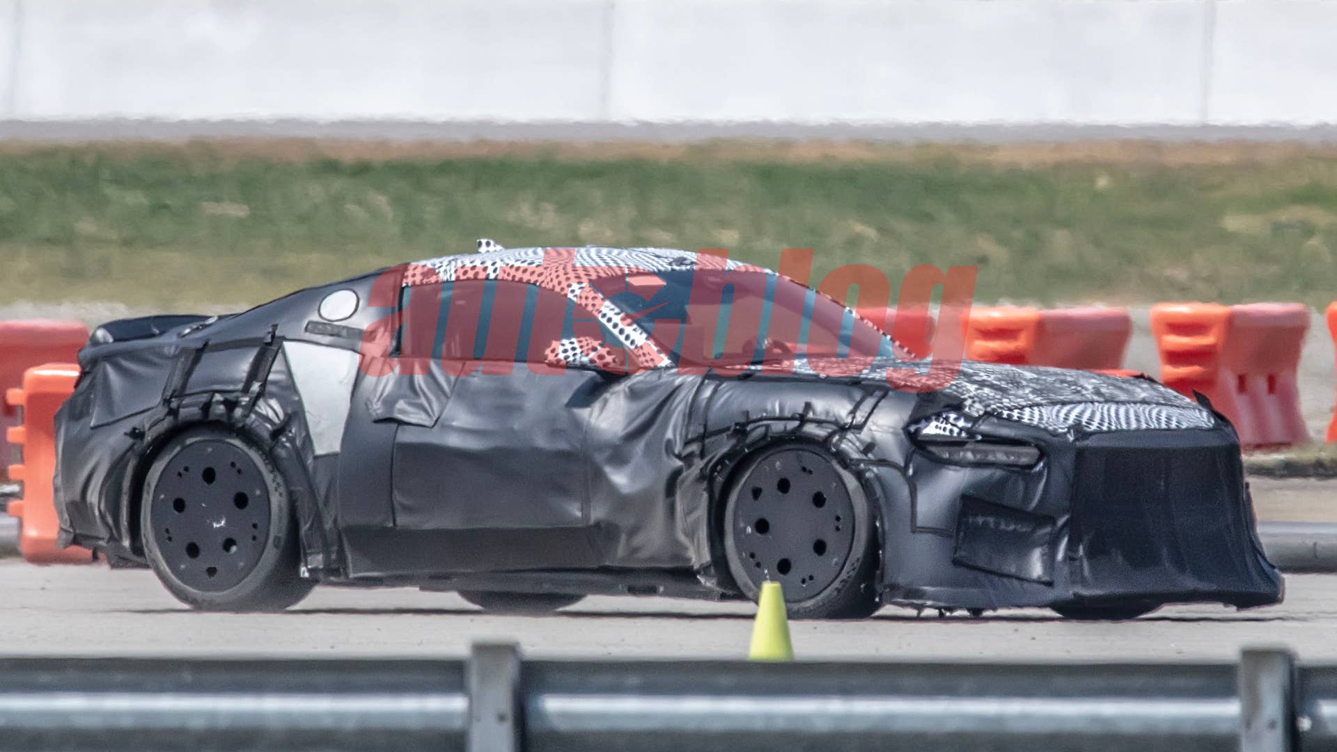 Ford Mustang road-going GT3 spy shots