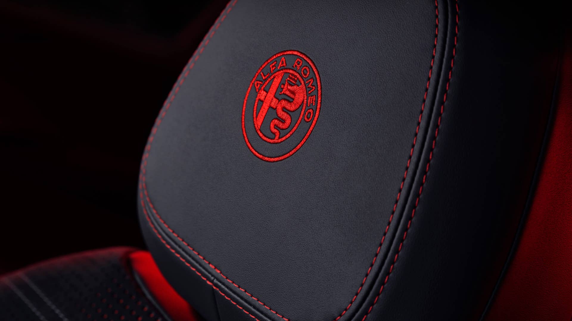 2023 Alfa Romeo Tonale Veloce European spec headrest badge