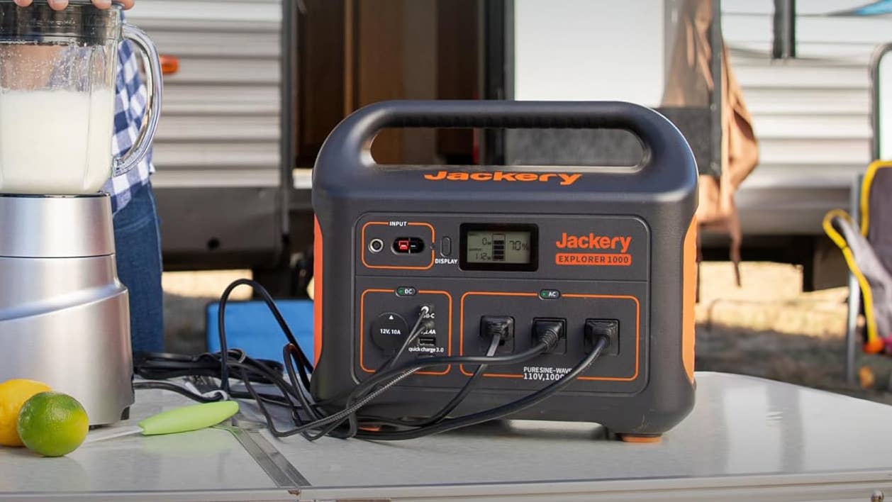 家電 jackey1000 Jackery 1000 Explorer Power Station - Power By The Campfire — The