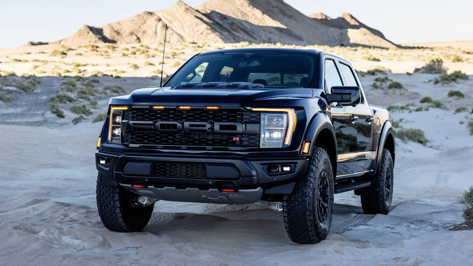 Preproduction model with optional equipment shown. Available late 2022.