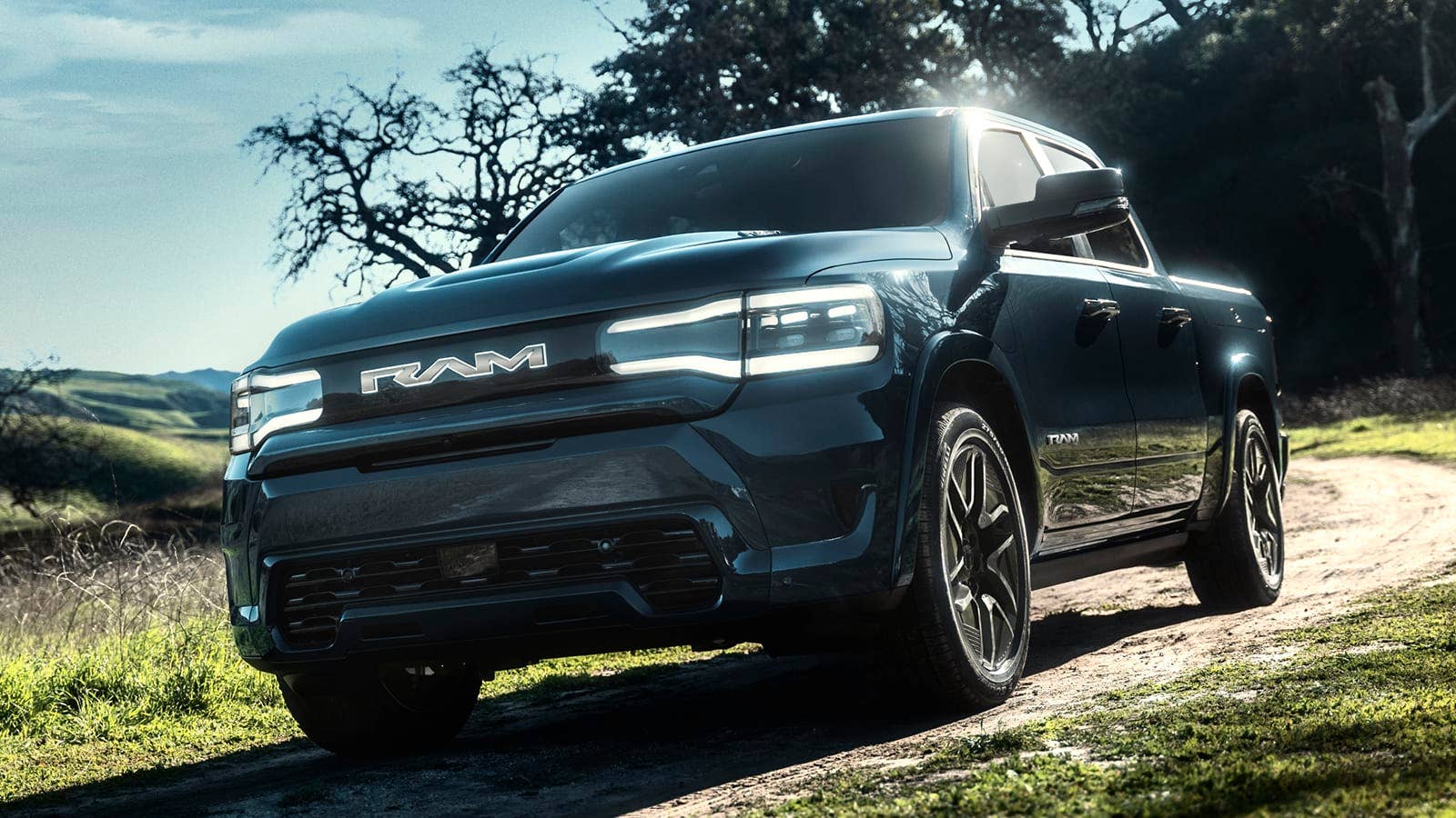 2025 Ram 1500 REV