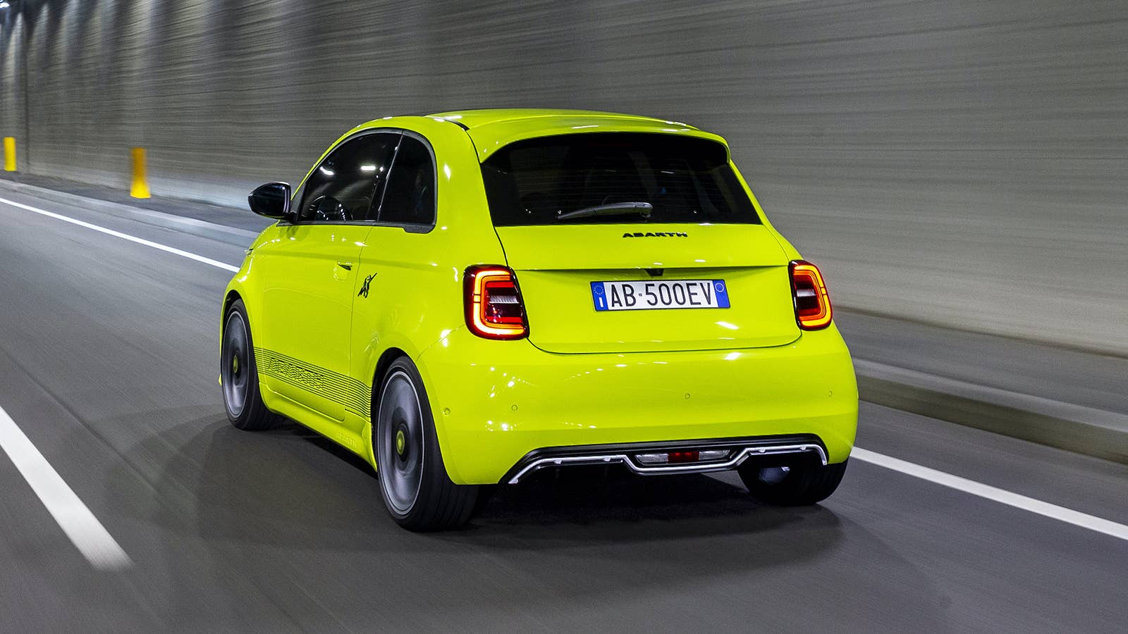 2023 Fiat 500e Abarth