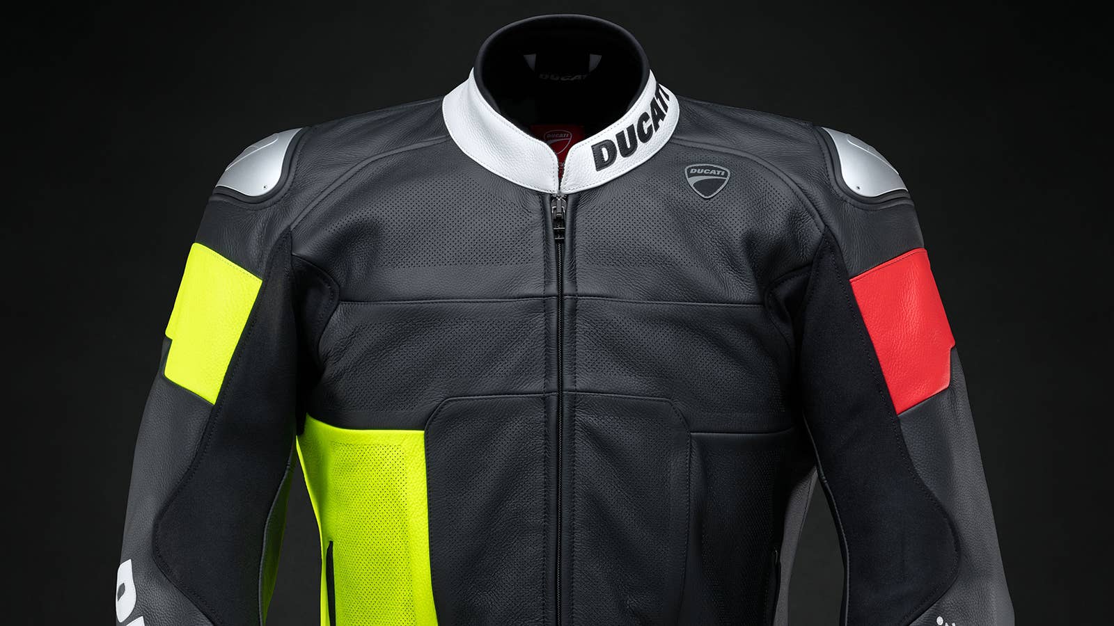 Ducati Streetfighter V4 Lamborghini riding gear