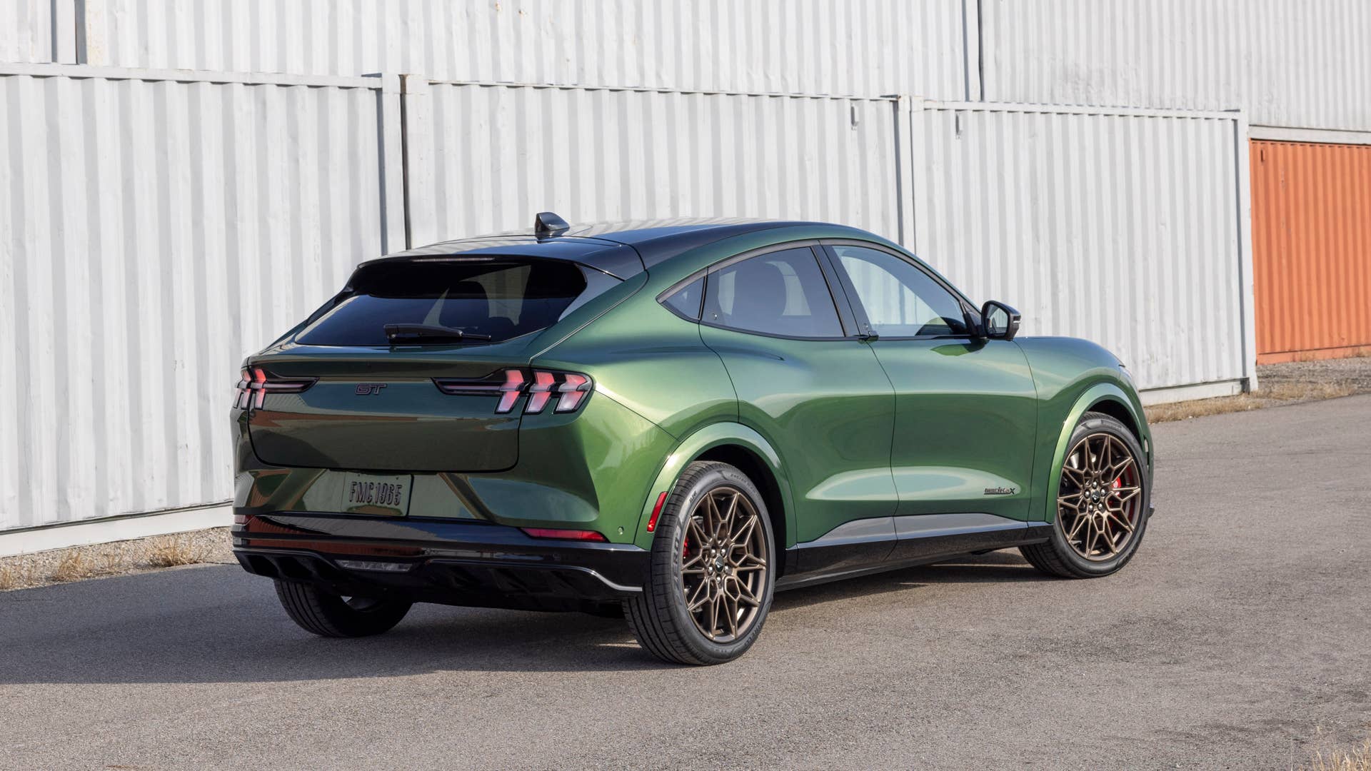 Preproduction model shown with optional equipment. Available Spring 2024.