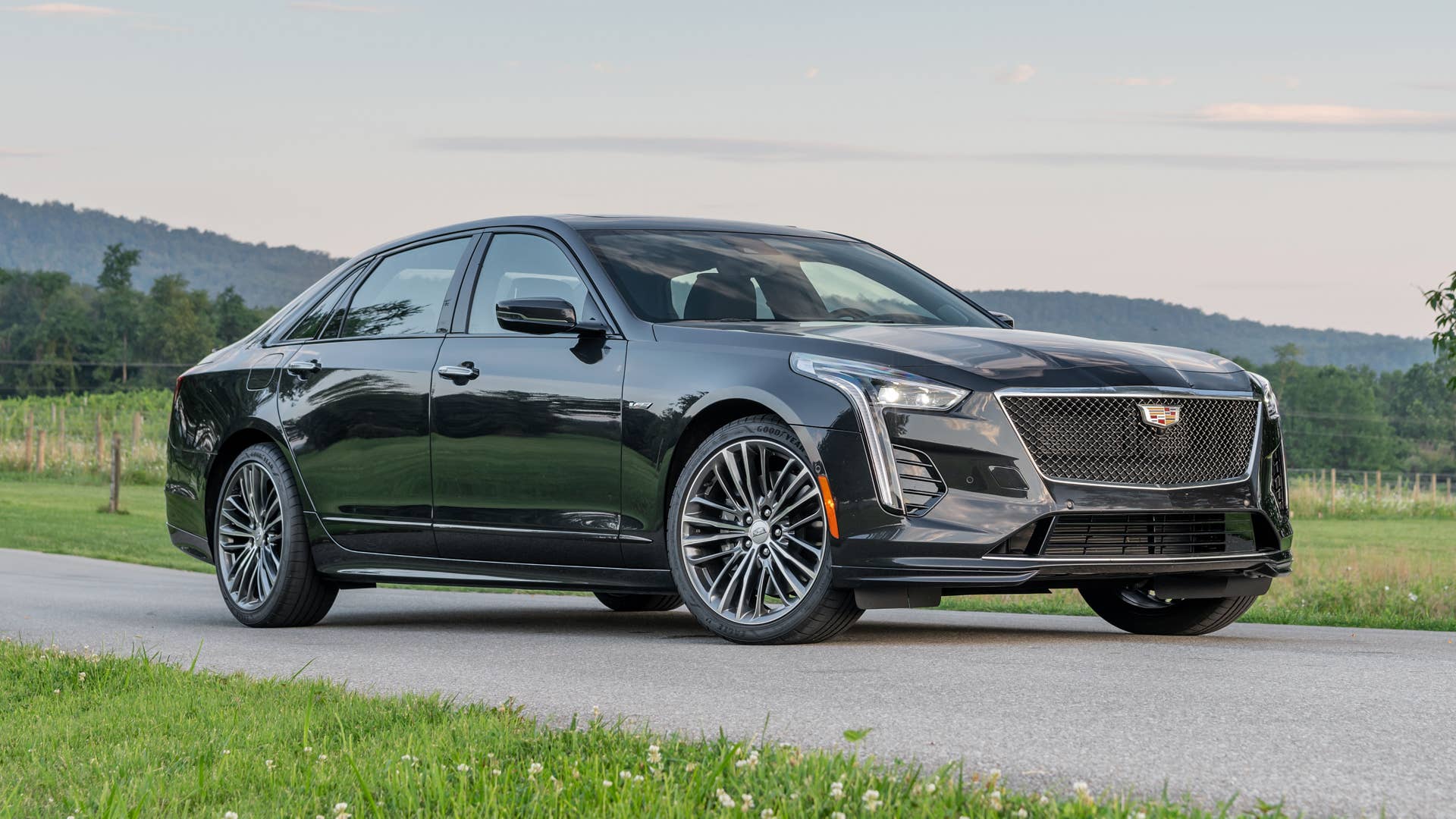 2020 Cadillac CT6-V exterior