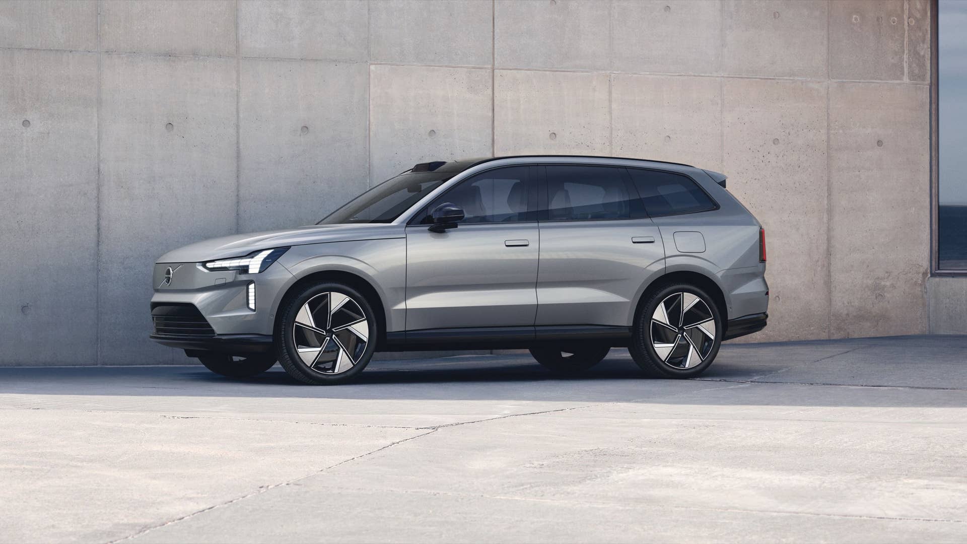 Volvo EX90