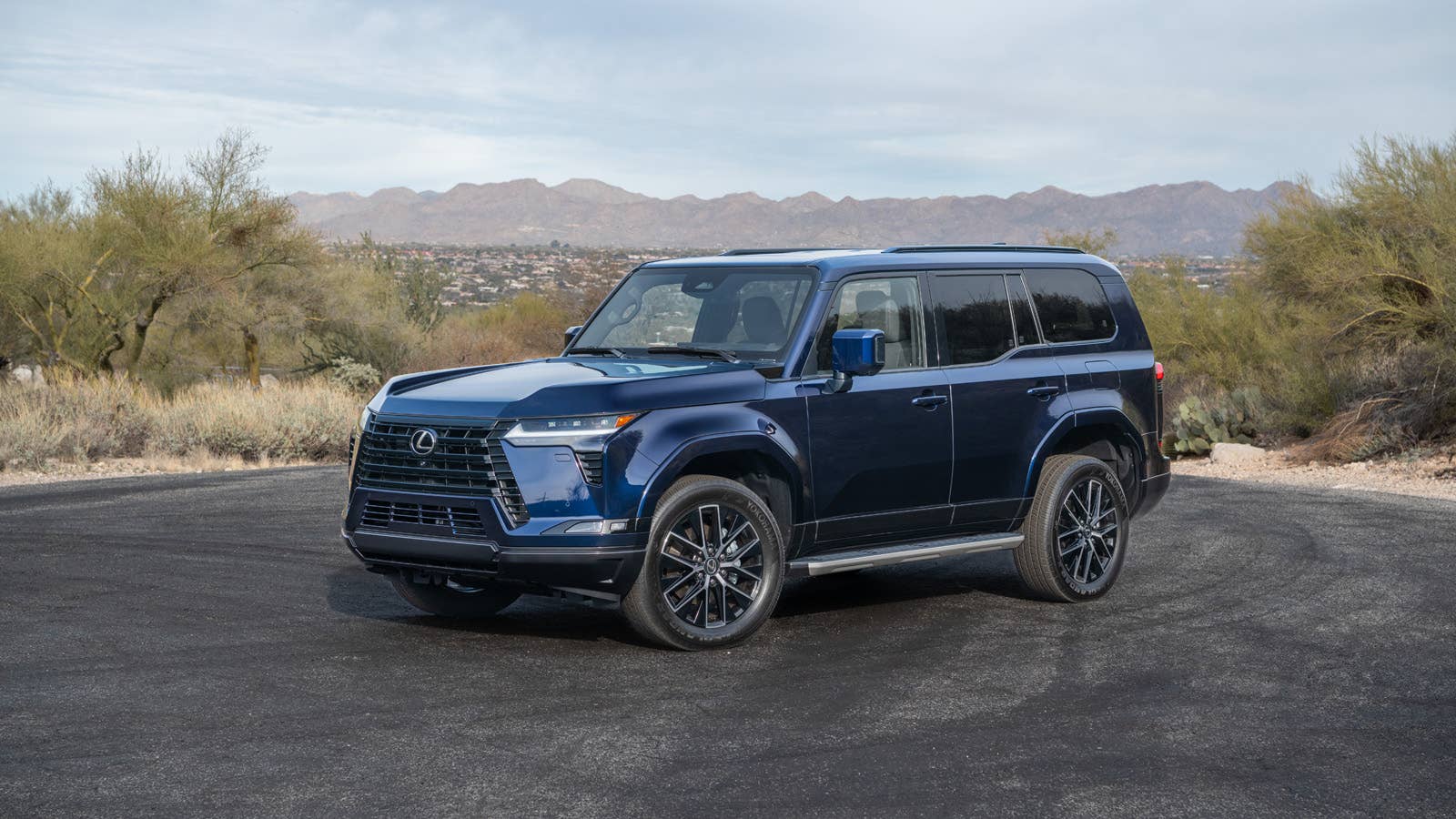 2024-lexus-gx-550-premium.jpg?