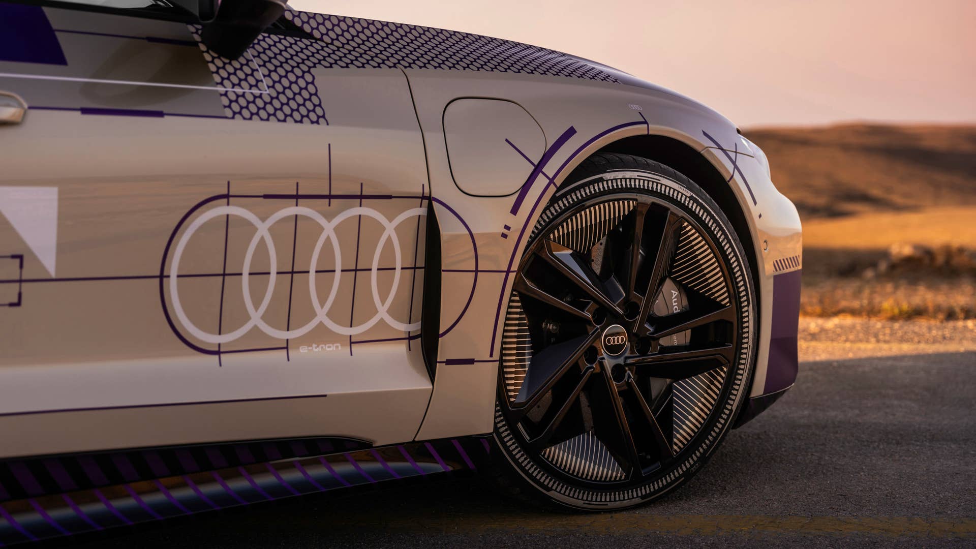 Static photo
