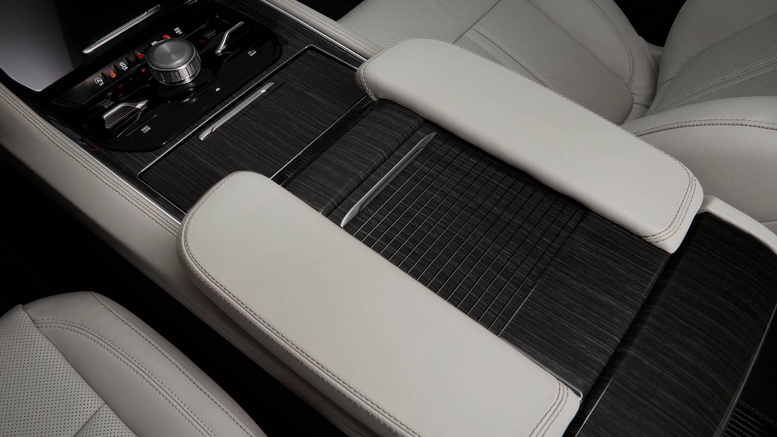 2023 Wagoneer L