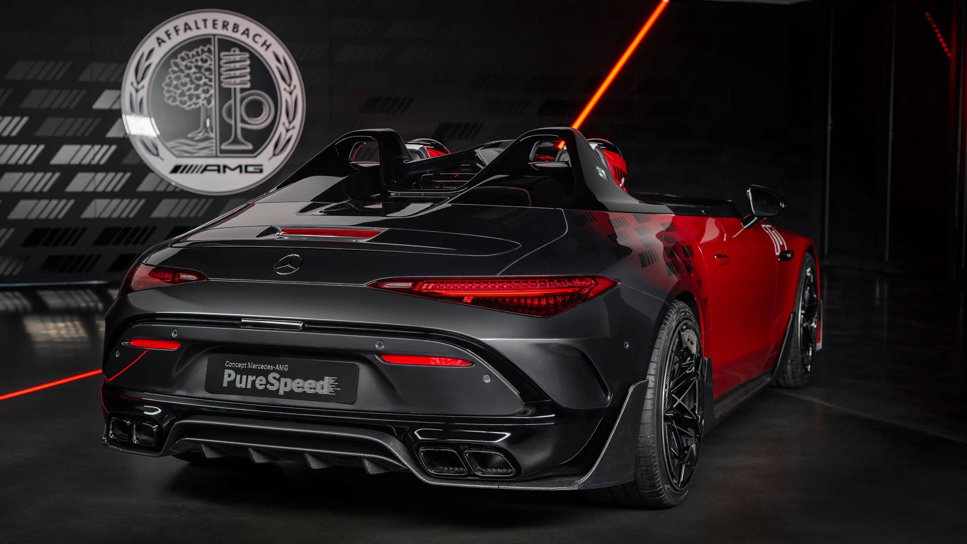 2024 / Concept Mercedes-AMG PureSpeed / Exterieurfarbe Le Mans Rot & graphitgrau Metallic 2024 / Concept Mercedes-AMG PureSpeed / exterieur color Le Mans red& graphitgrey metallic