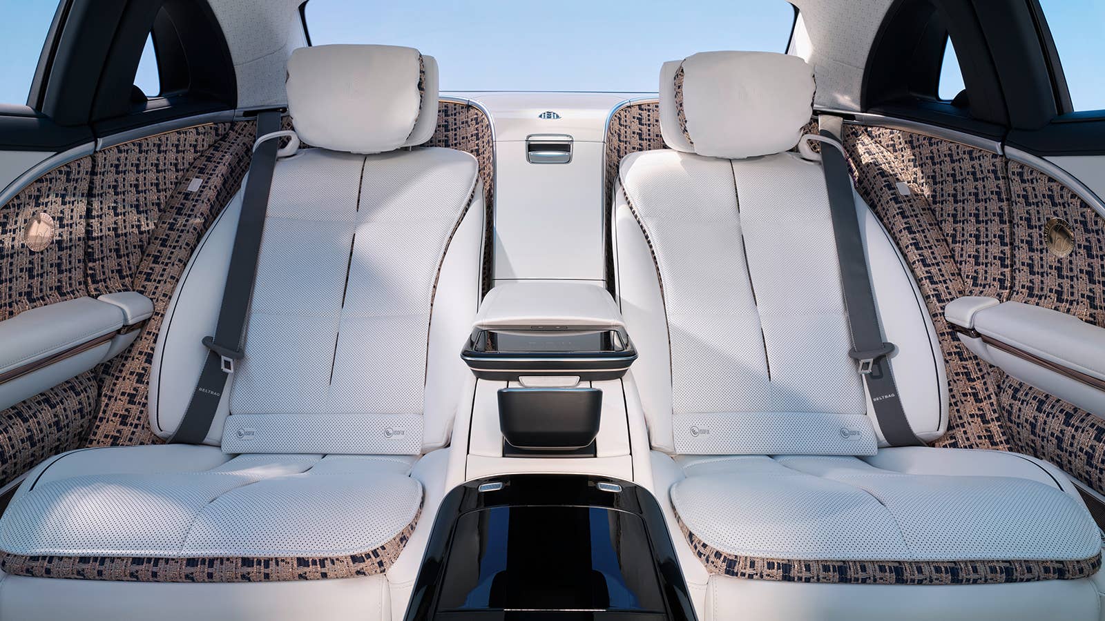 Mercedes-Maybach S 680 Haute Voiture