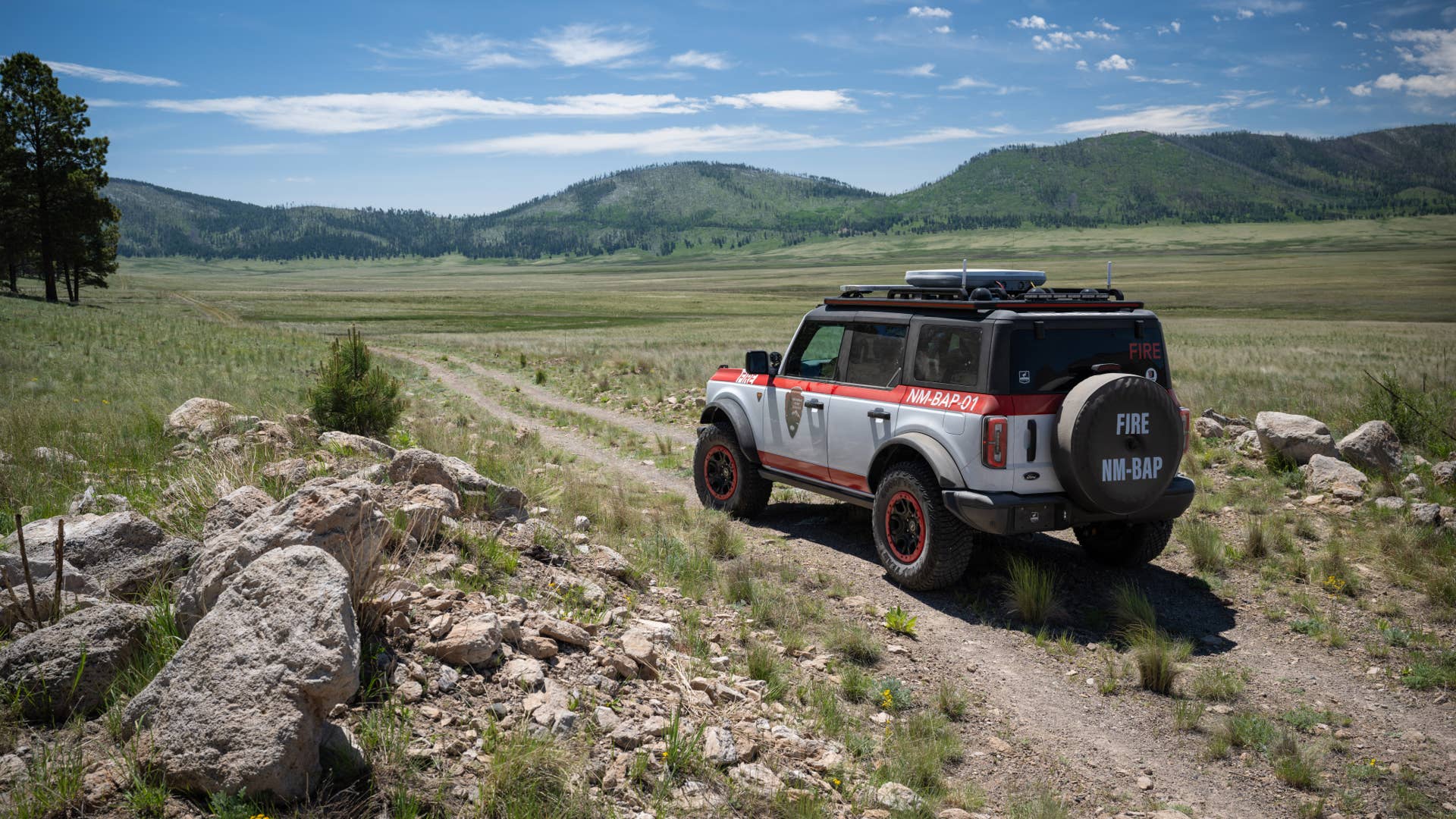 Vehicle shown subject to change based on final execution. Always consult the Owner's Manual before off-road driving, know your terrain and trail difficulty, and use appropriate safety gear.