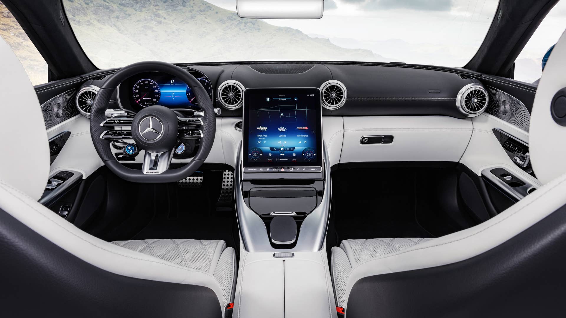 Mercedes-AMG SL 43 Roadster | Kraftstoffverbrauch kombiniert: 9,4-8,9 l/100 km | CO₂-Emissionen kombiniert: 214-201 g/km* Exterieur: Hyperblau metallic; Interieur: Leder Nappa Style kristallweiß.;Kraftstoffverbrauch kombiniert: 9,4-8,9 l/100 km | CO₂-Emissionen kombiniert: 214-201 g/km* Mercedes-AMG SL 43 Roadster | fuel consumption combined: 9,4-8,9 l/100 km | CO₂-emissions combined: 214-201 g/km* exterior: hyperblue metallic; interior: leather nappa style crystal white.;Fuel consumption combined: 9,4-8,9 l/100 km | CO₂-emissions combined: 214-201 g/km*