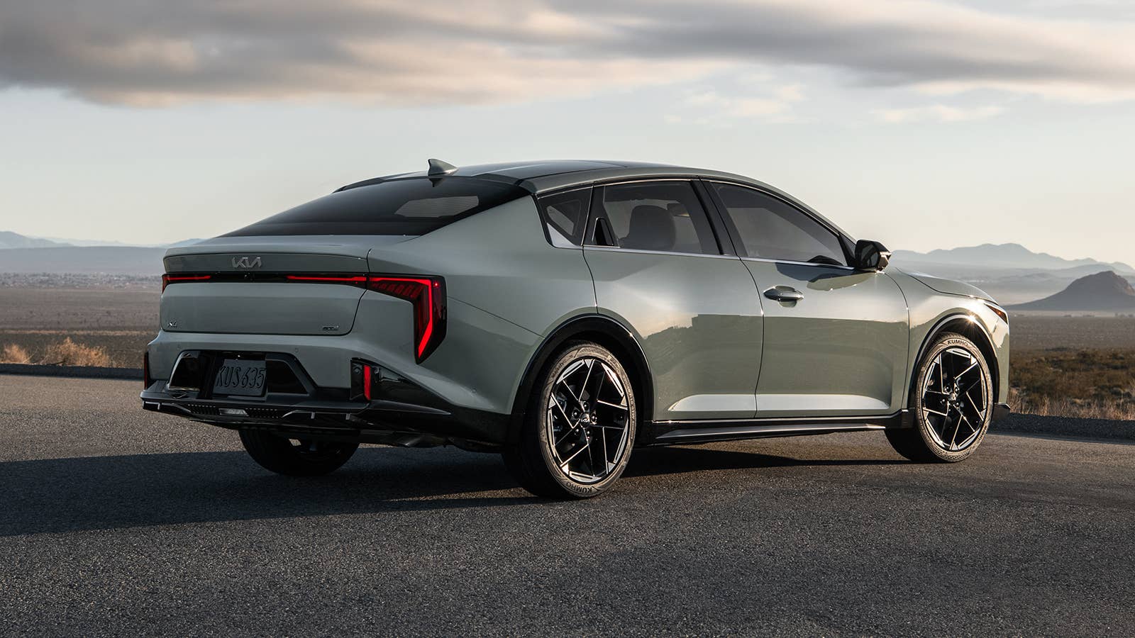 2025 Kia K4 GT-Line