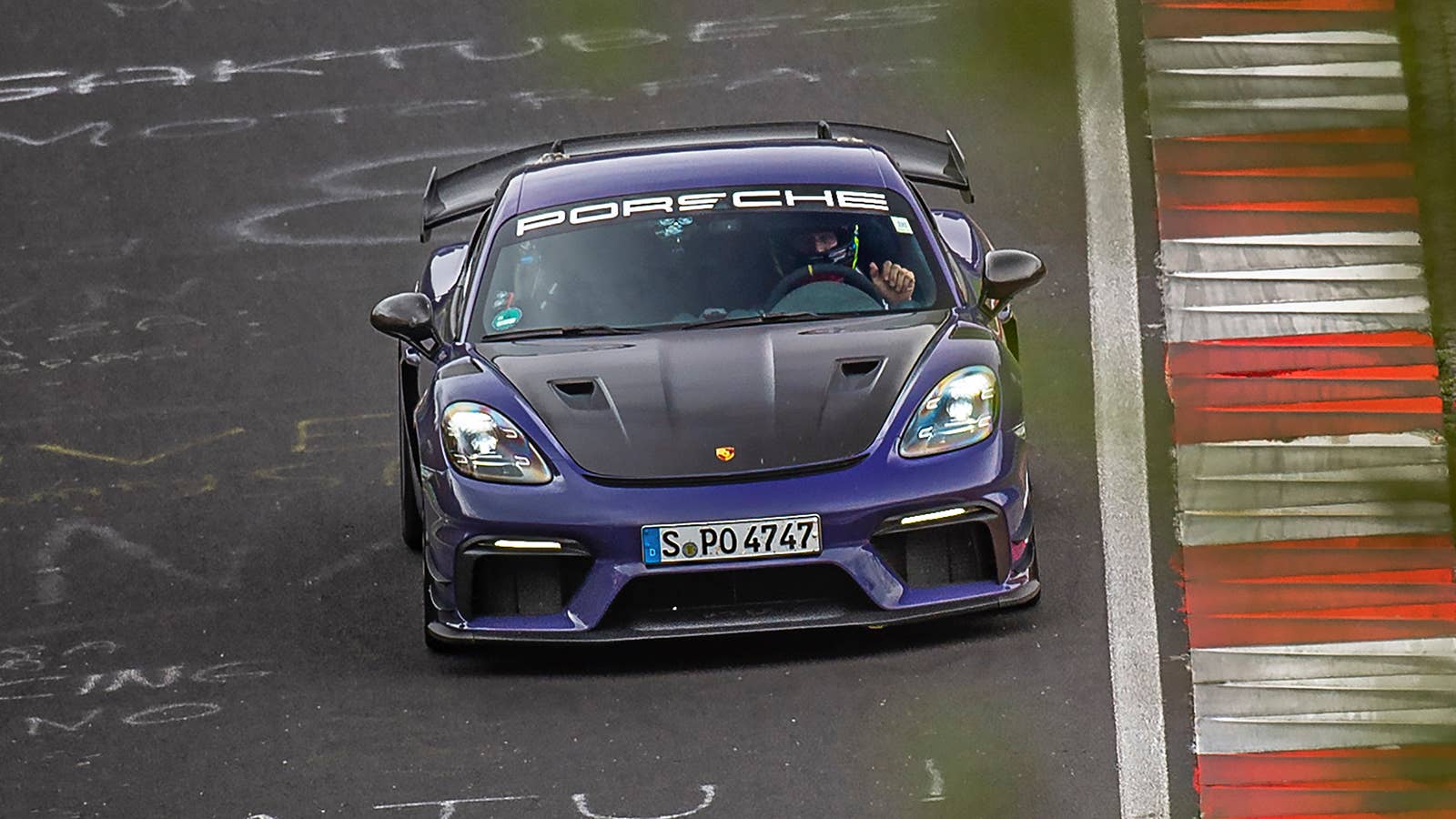 Porsche 718 Cayman GT4 RS Manthey Kit