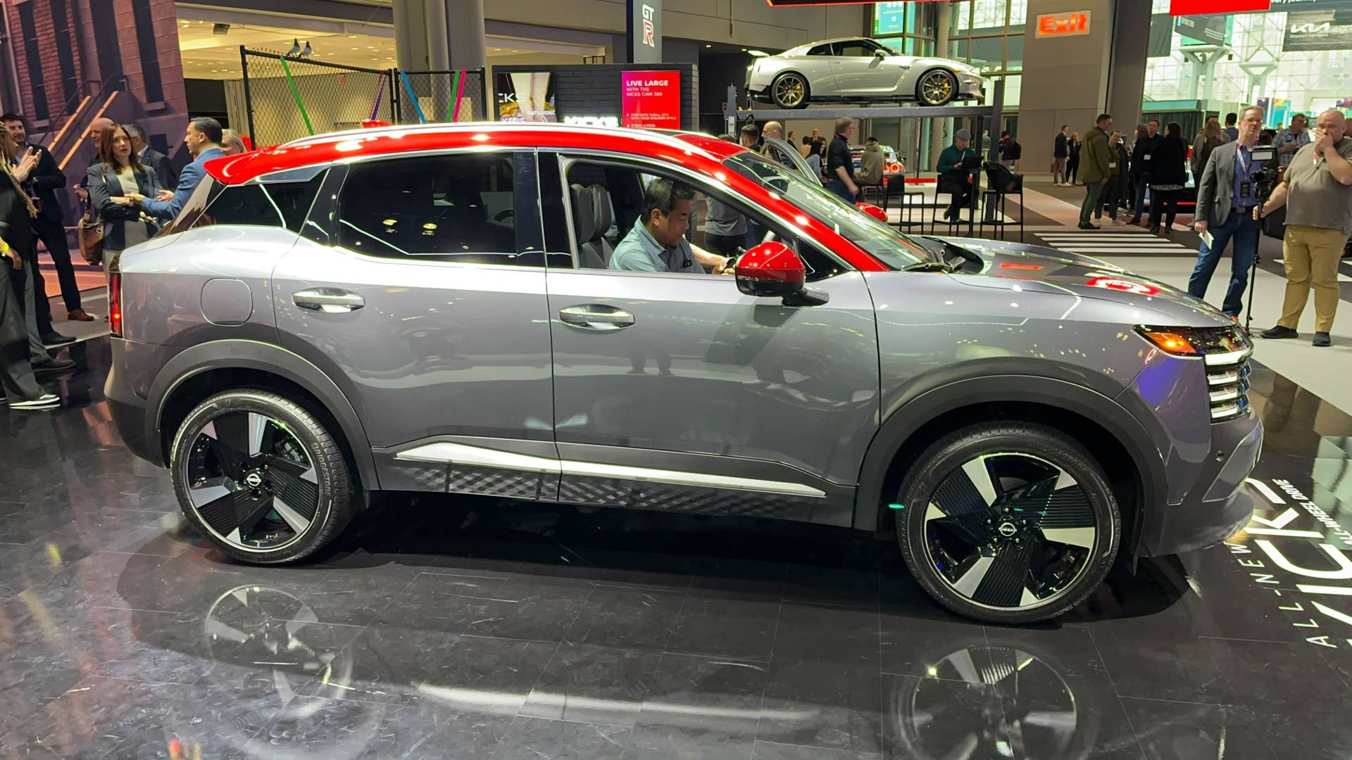 2025 Nissan Kicks