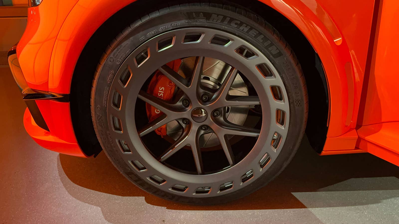 Genesis GV60 Magma Concept