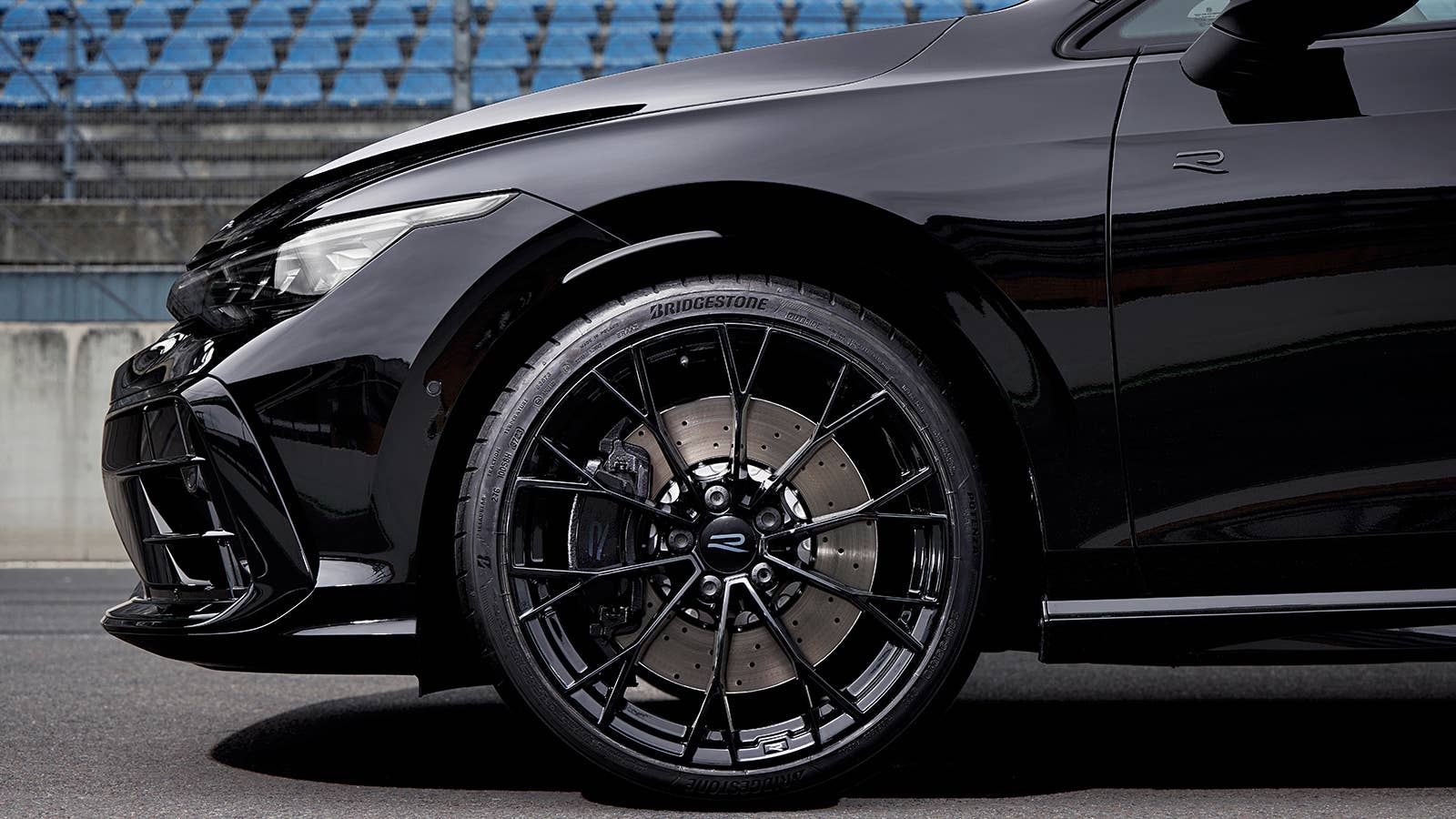 2025 VW Golf R Black Edition