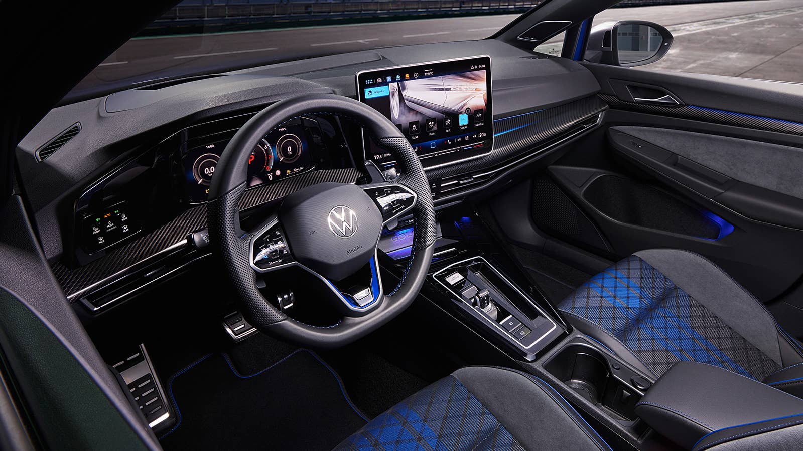 2025 VW Golf R