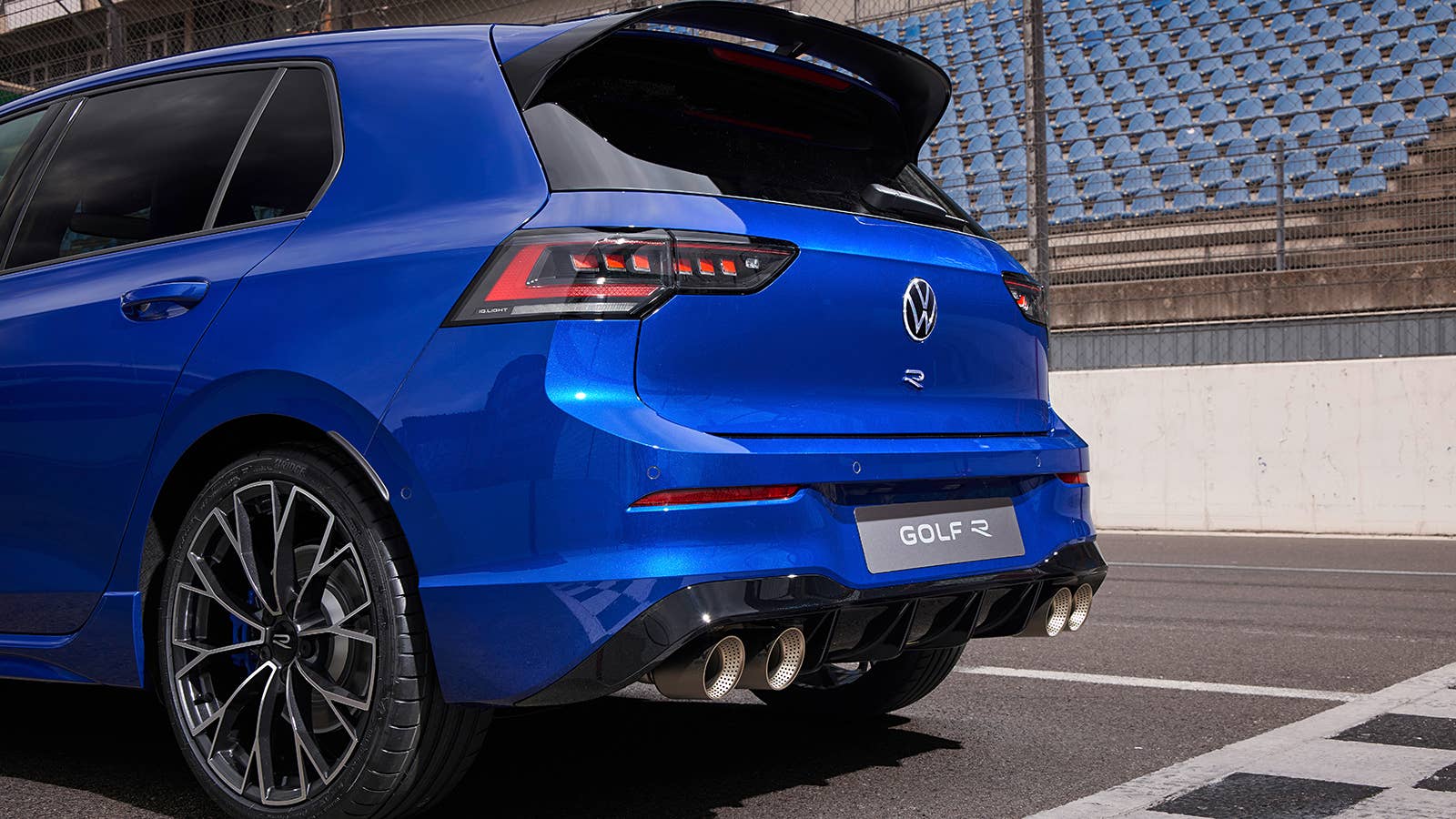 2025 VW Golf R