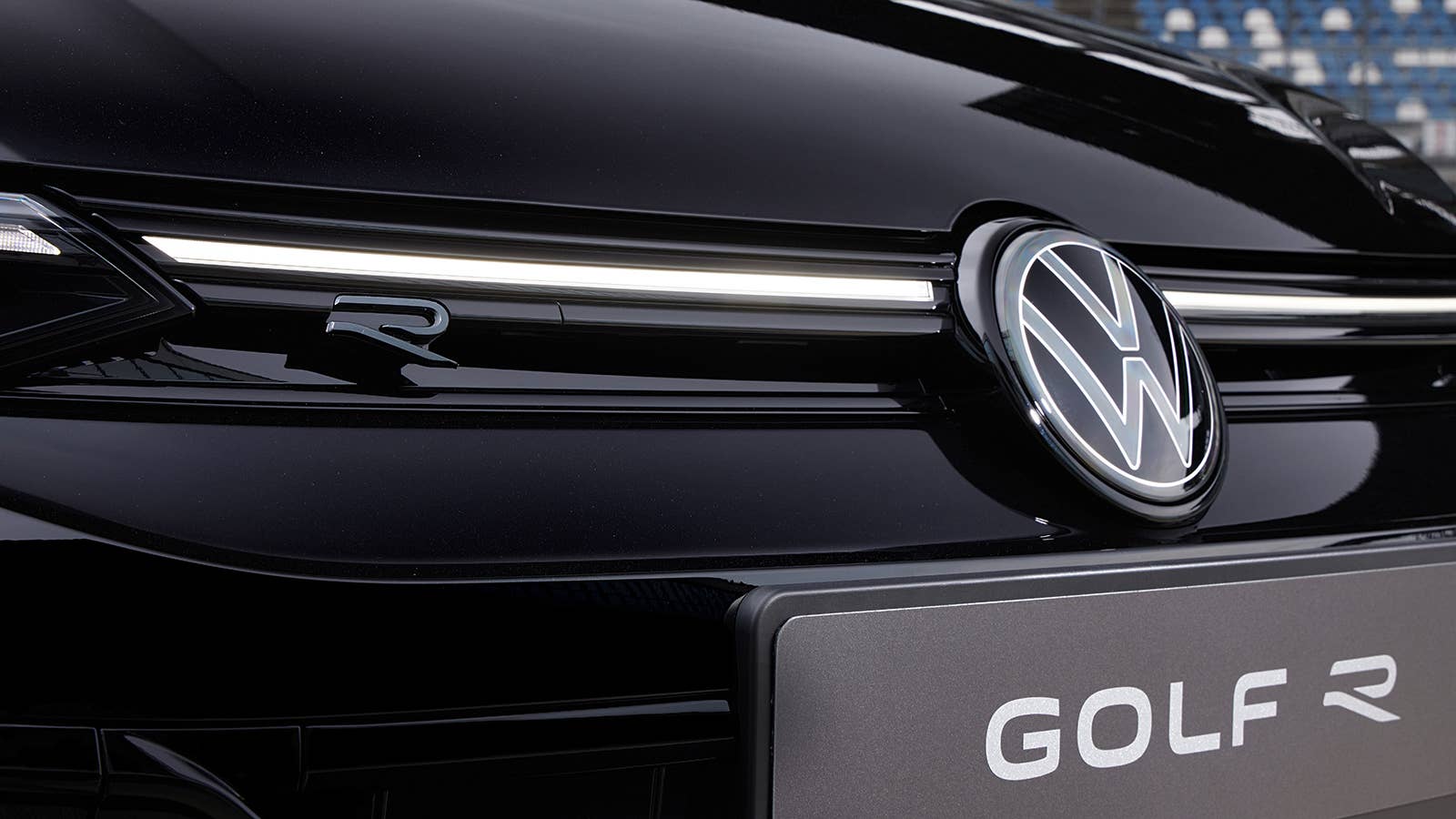 2025 VW Golf R Black Edition