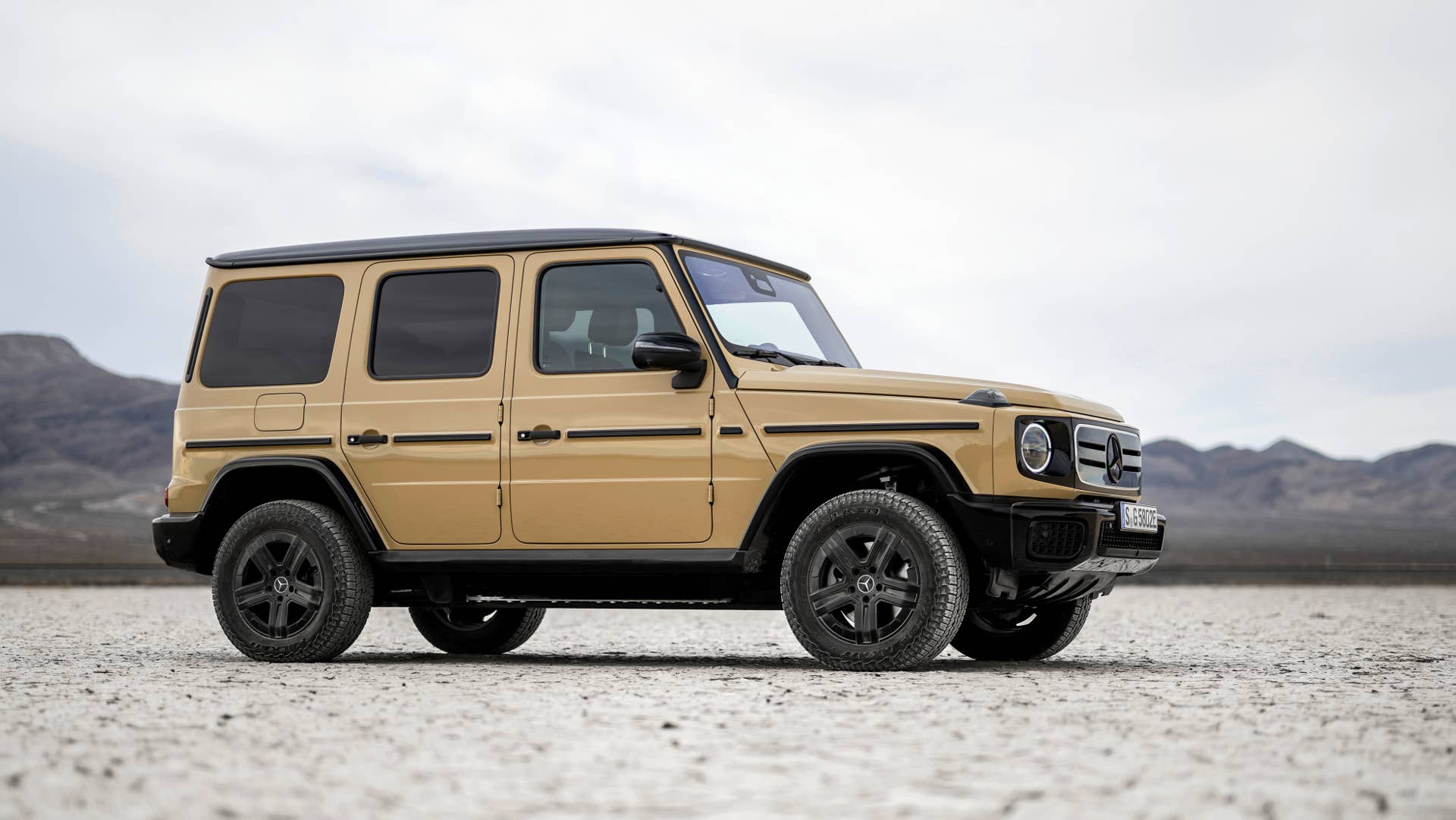 2025 Mercedes-Benz G580 EV in Manufaktur Desert Sand front angled view