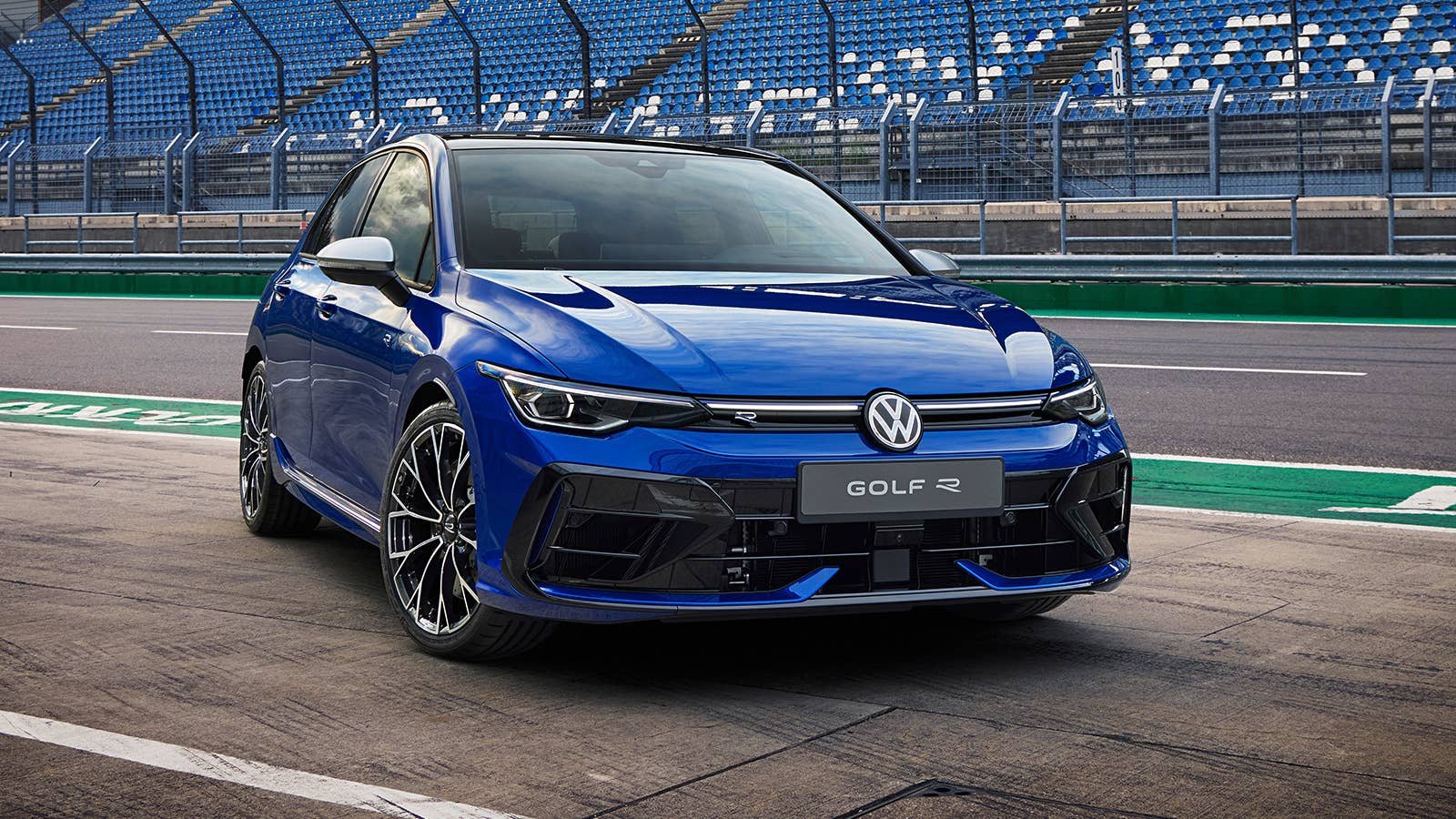 2025 VW Golf R