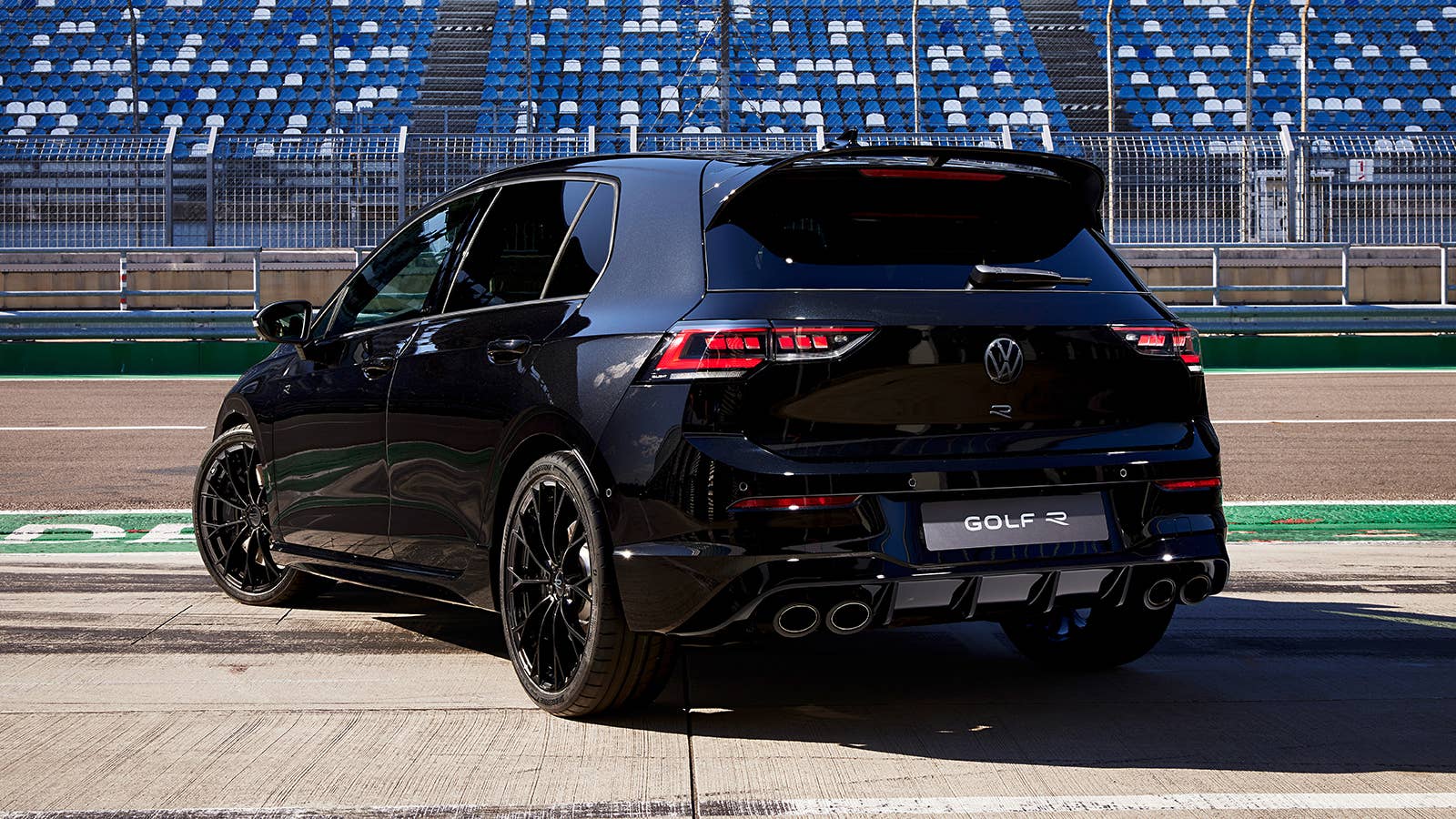 2025 VW Golf R Black Edition