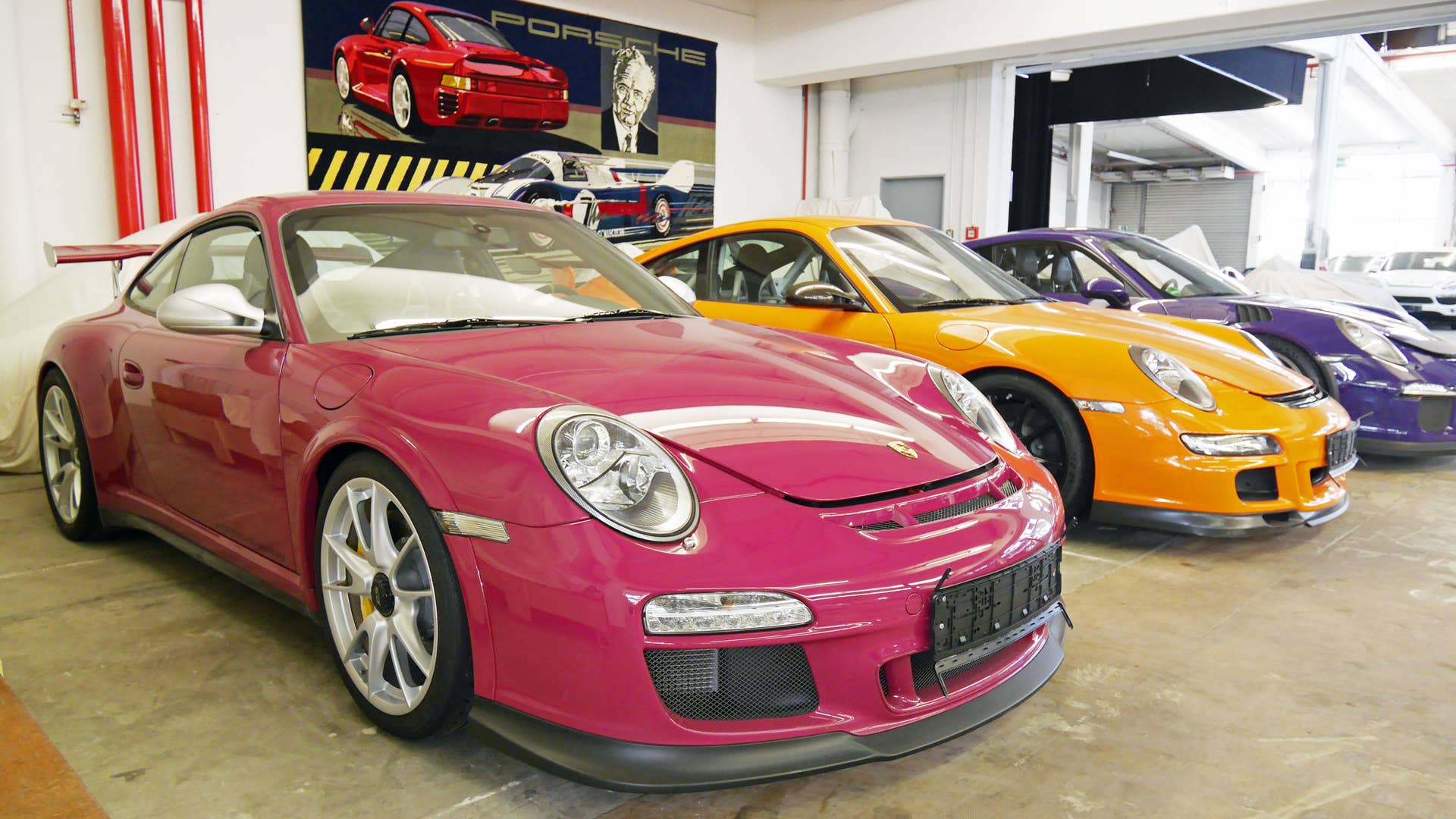 Hey, it's another pink 911! And an orange one! And a purple one! Oh, and they're all GT3 RS ones too!