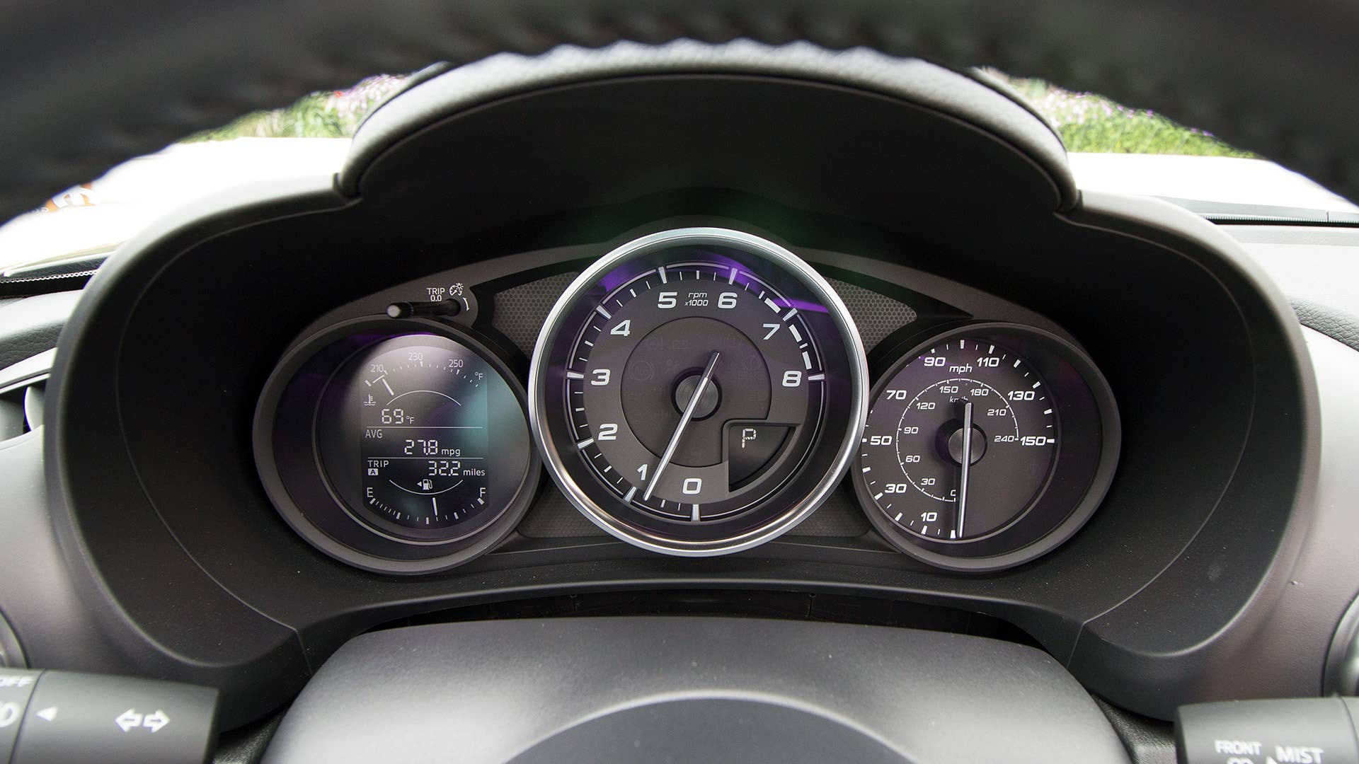 2017 Fiat 124 Spider gauges