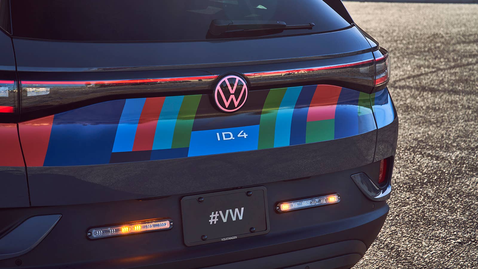 VW ID.4 Drone Command Concept