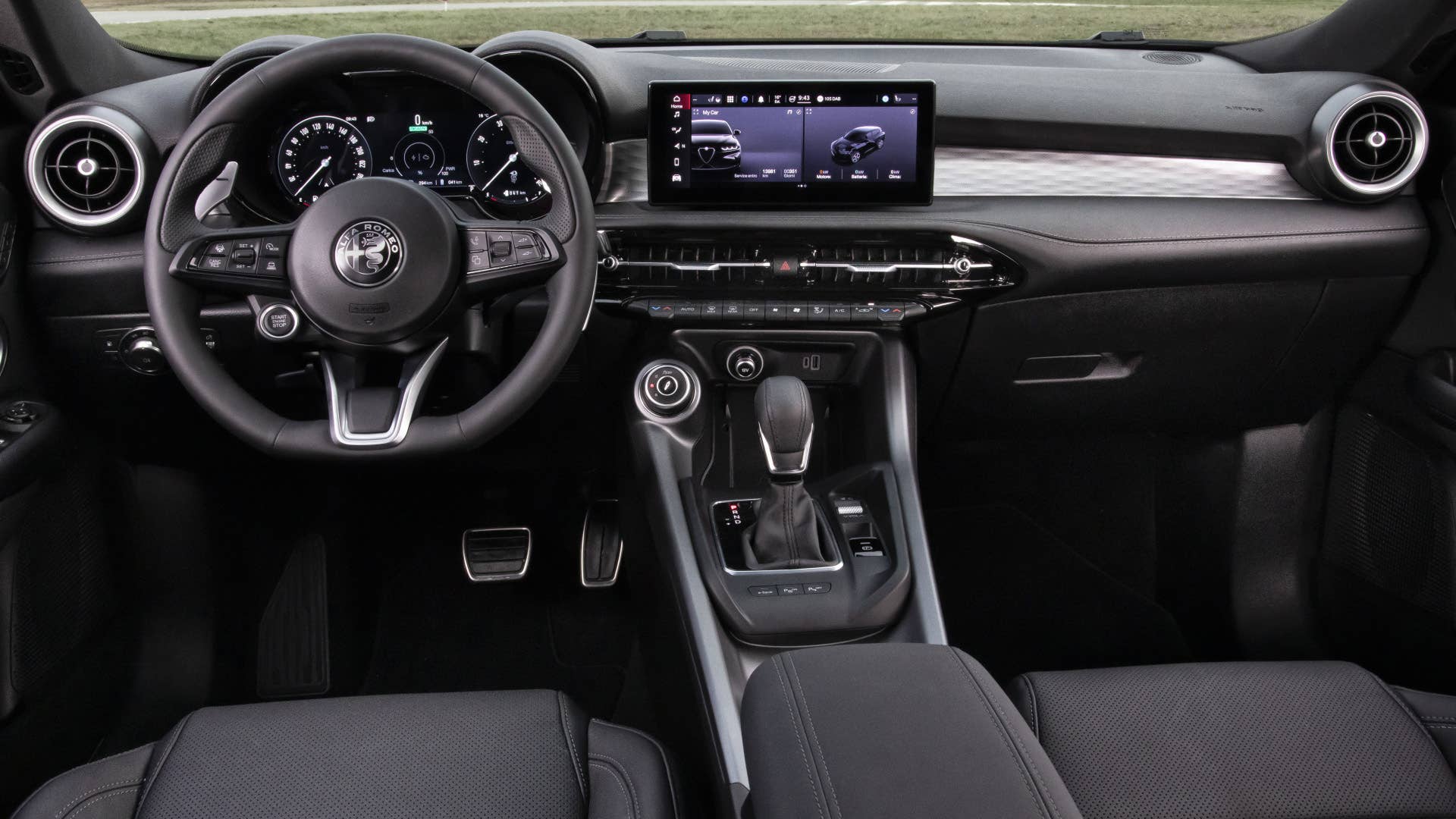 2024 Alfa Romeo Tonale interior (European spec shown)