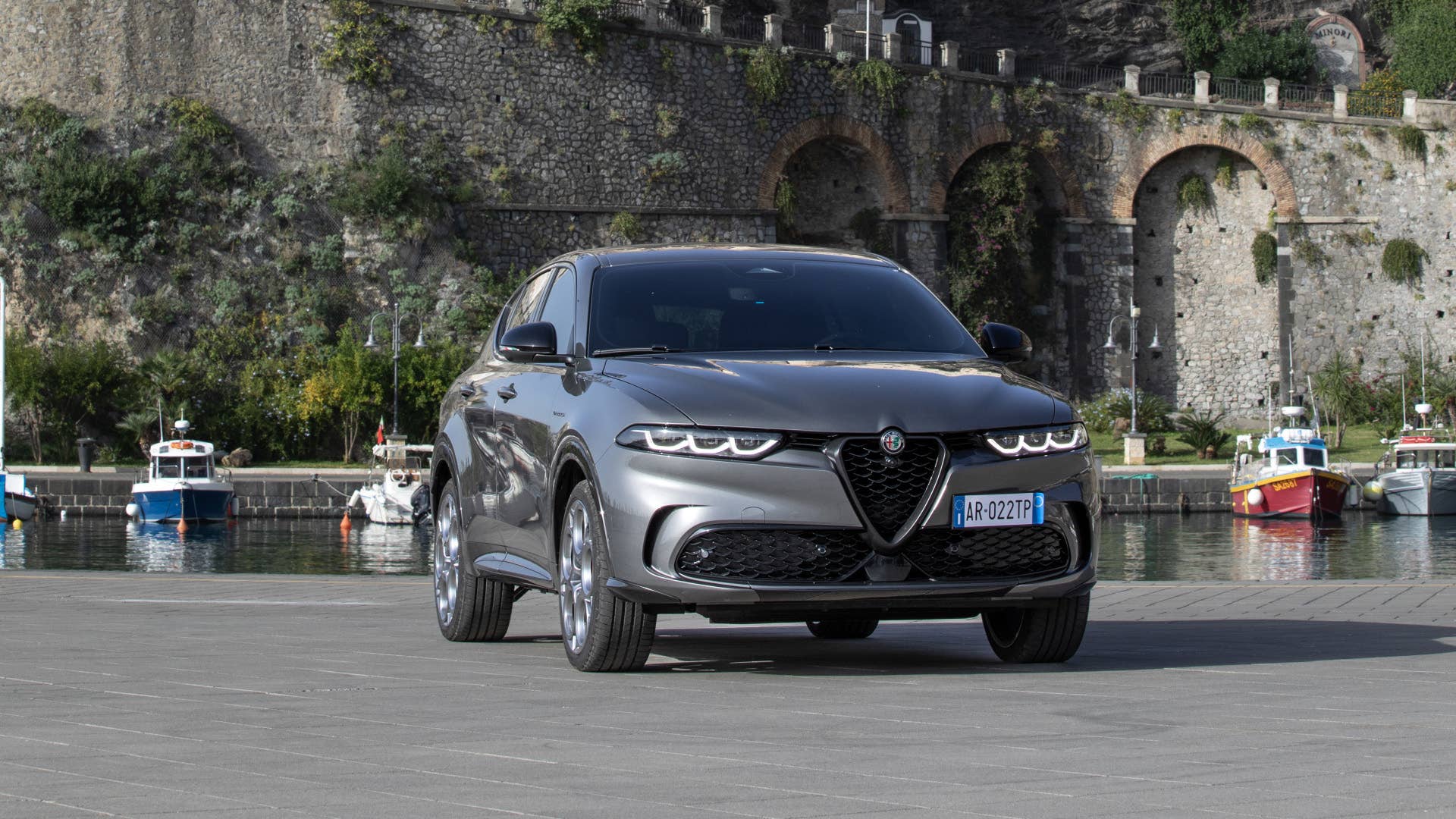 2024 Alfa Romeo Tonale (European spec shown)