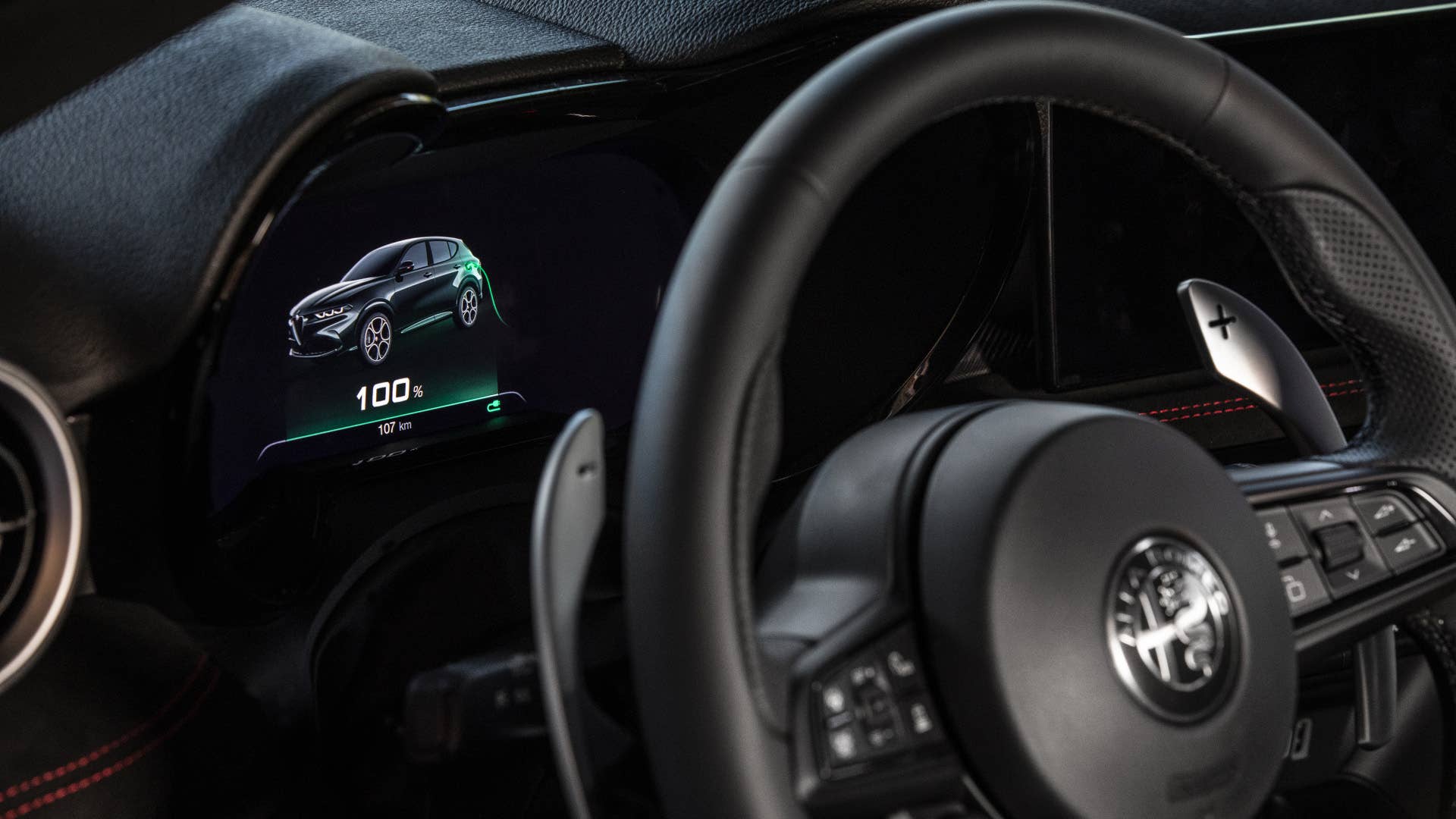 2024 Alfa Romeo Tonale 100 percent charge in cluster and paddle shifters (European spec shown)