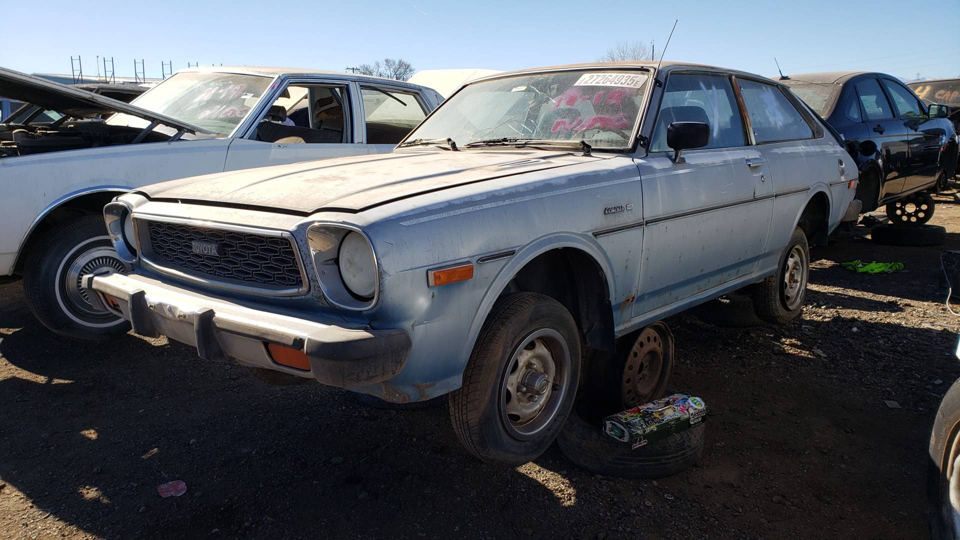 よる。 Junkyard Gem: 1979 Toyota Corolla Deluxe Liftback - Autoblog