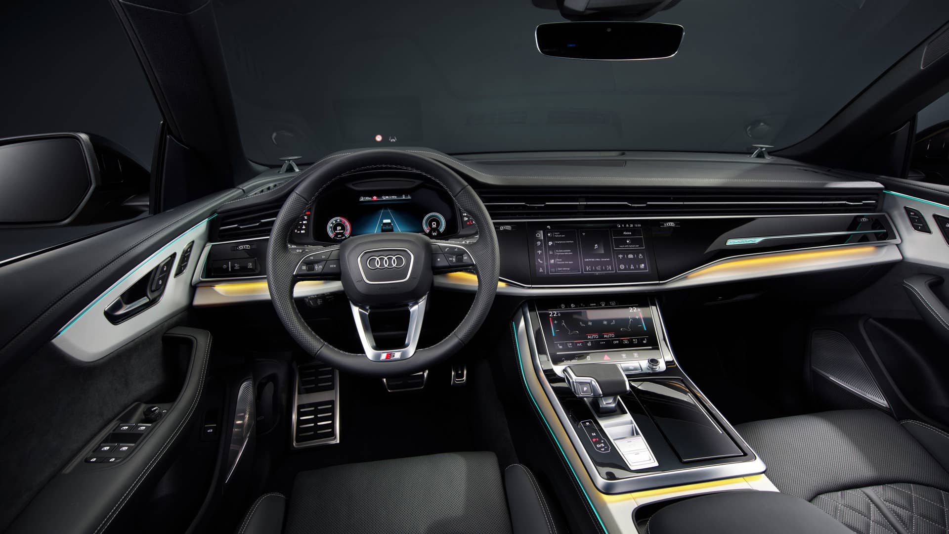 Cockpit, Colour: Sakhir gold metallic