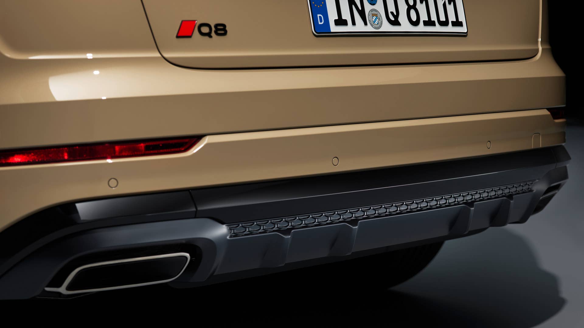 Detail, Colour: Sakhir gold metallic