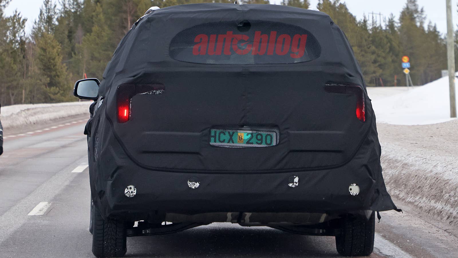 Kia Carnival prototype