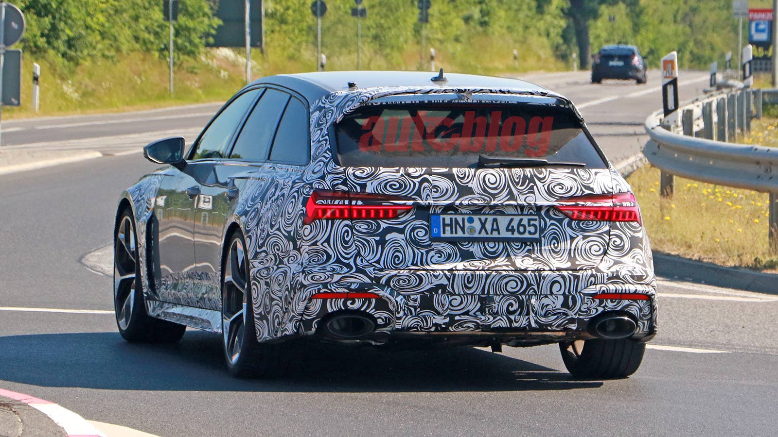 Audi RS 6 high-performance prototype
