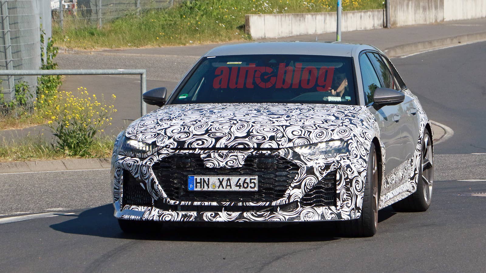 Audi RS 6 high-performance prototype