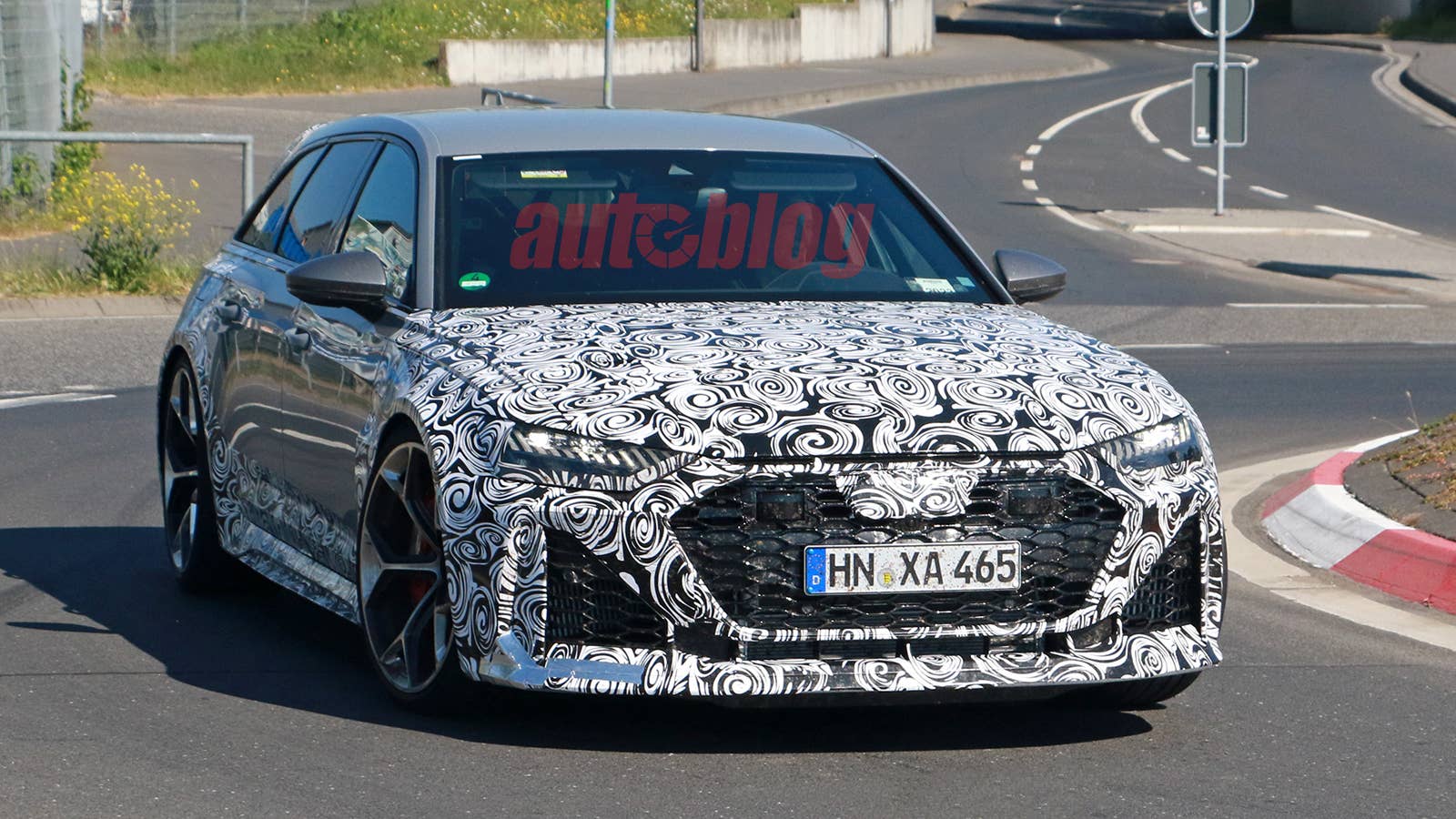 Audi RS 6 high-performance prototype