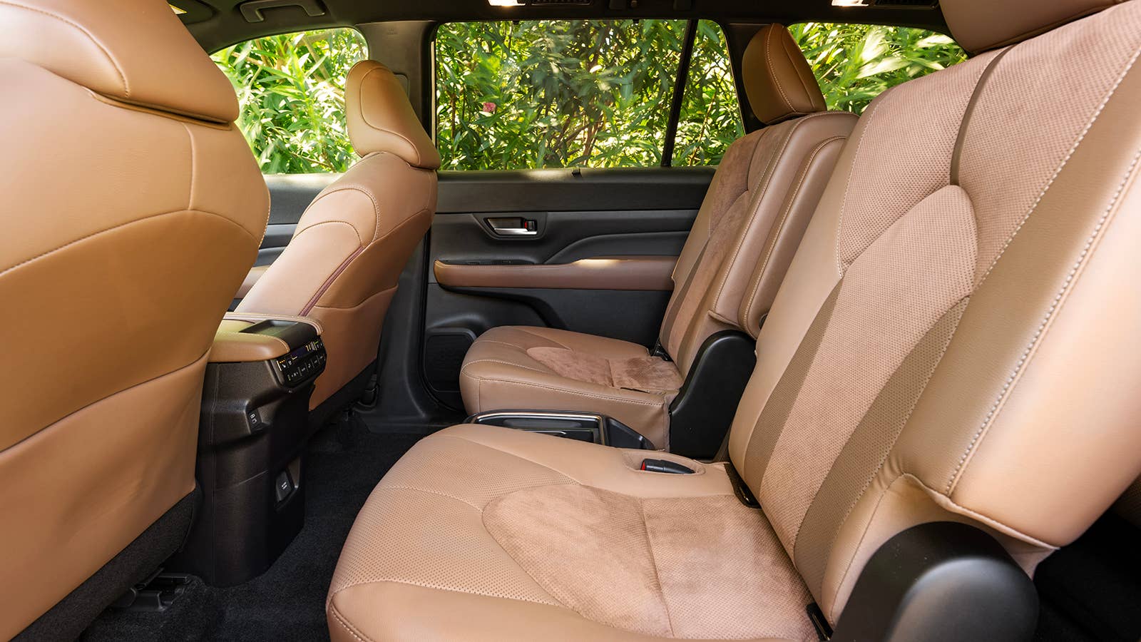 2024 Toyota Grand Highlander Limited Hybrid Max